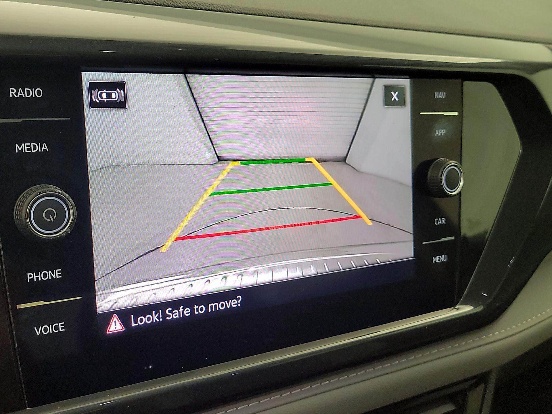 Thumbnail: 2023 Volkswagen Taos - 15