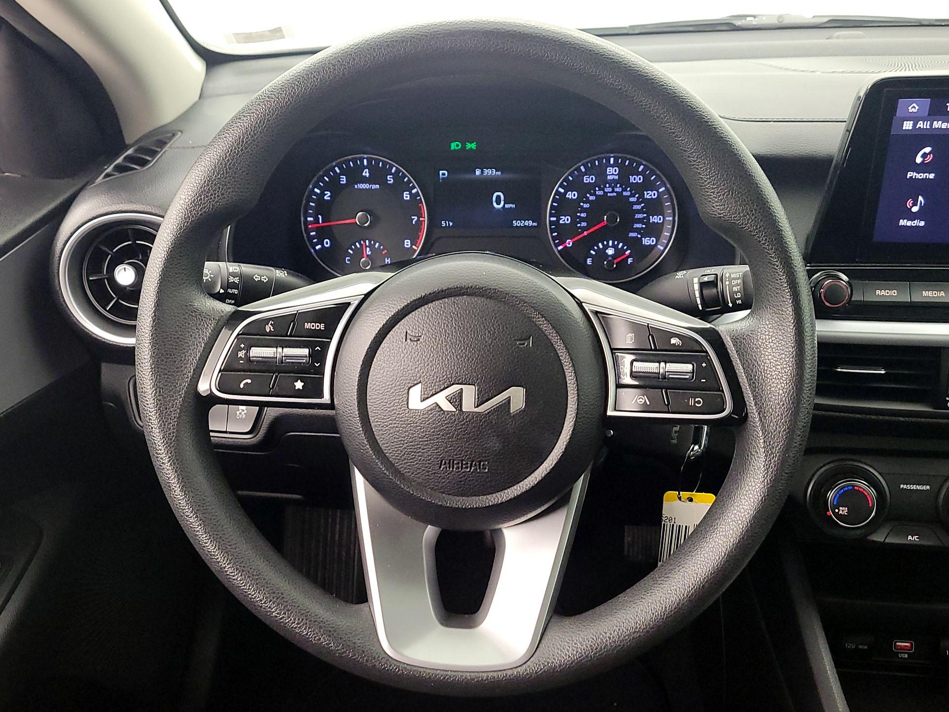 Thumbnail: 2023 Kia Forte - 10