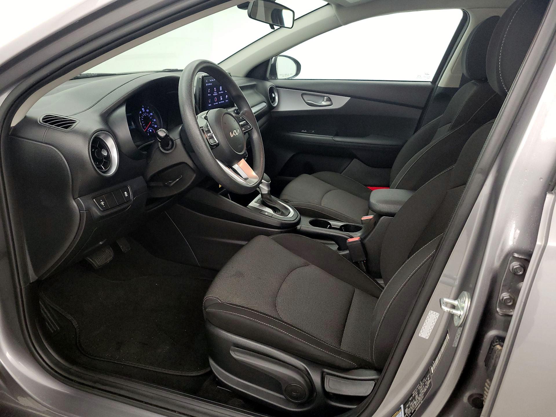 Thumbnail: 2023 Kia Forte - 11