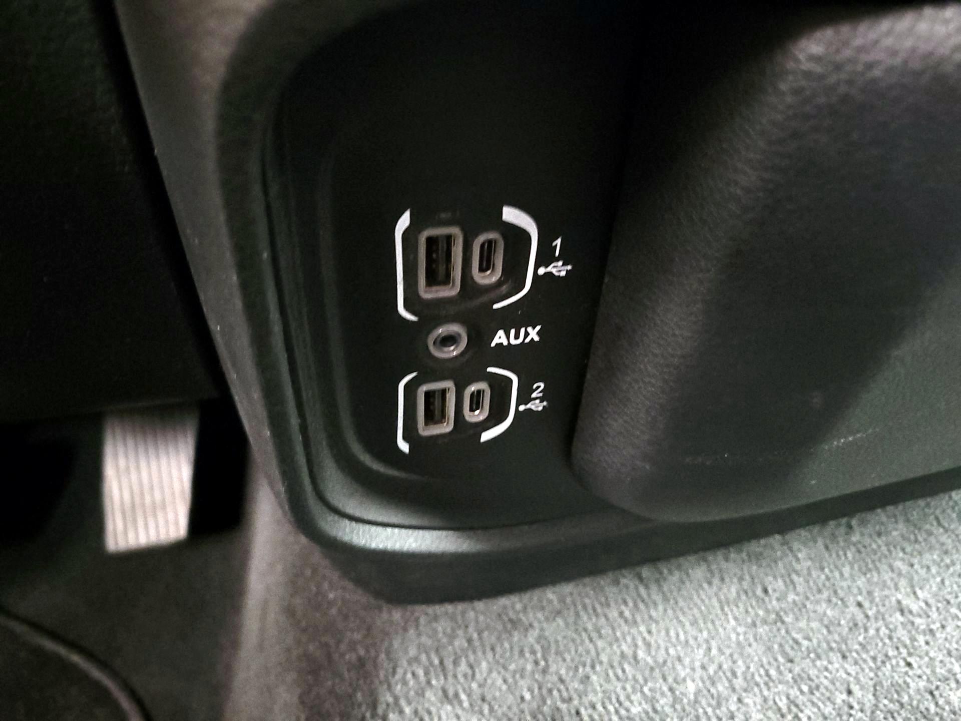 Thumbnail: 2023 RAM 1500 - 18