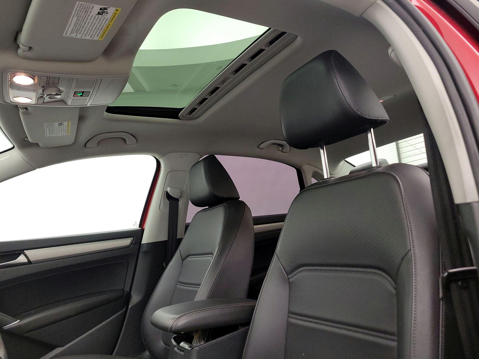 Thumbnail: 2021 Volkswagen Passat - 19