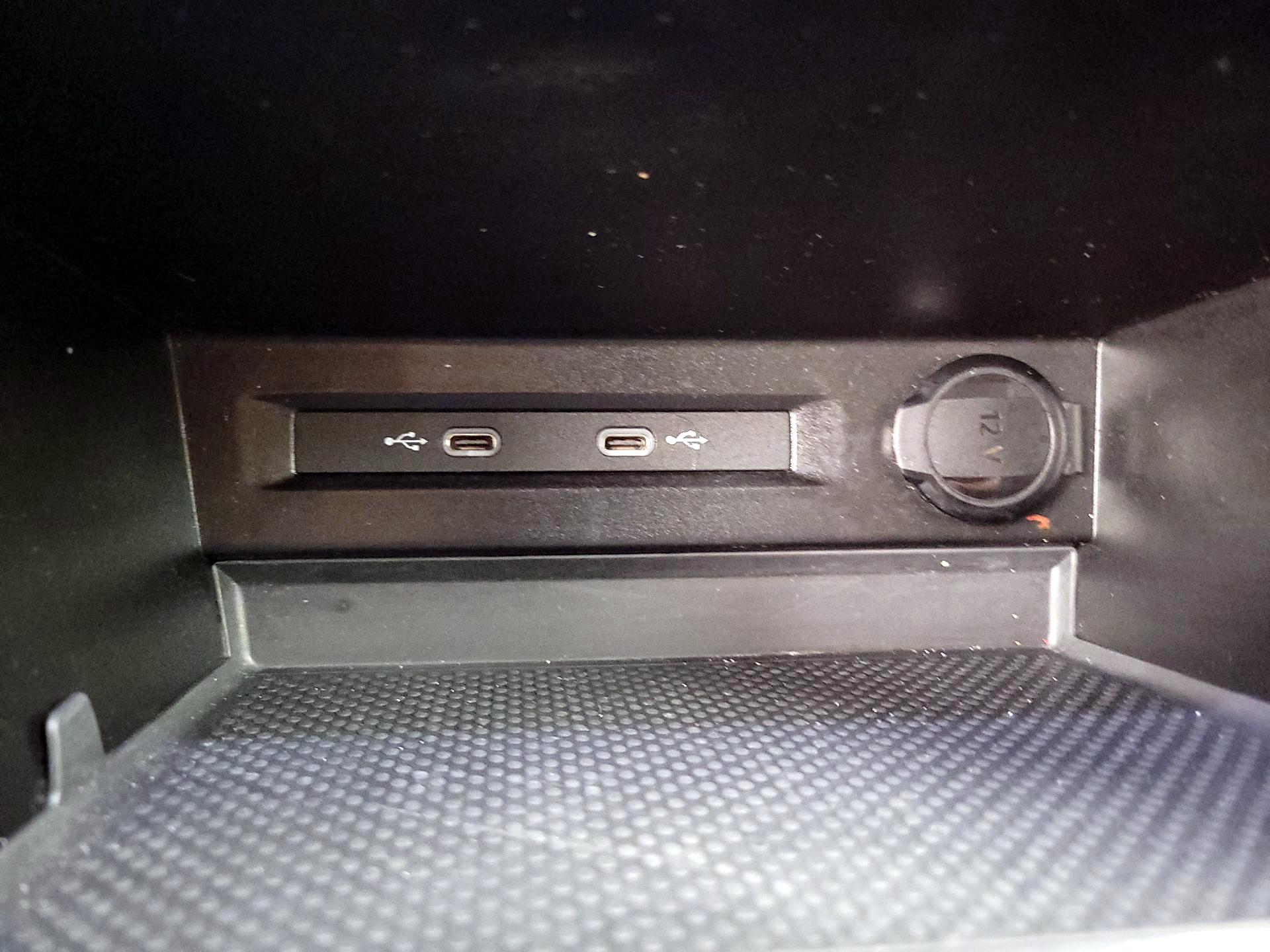 Thumbnail: 2024 Volkswagen Tiguan - 18