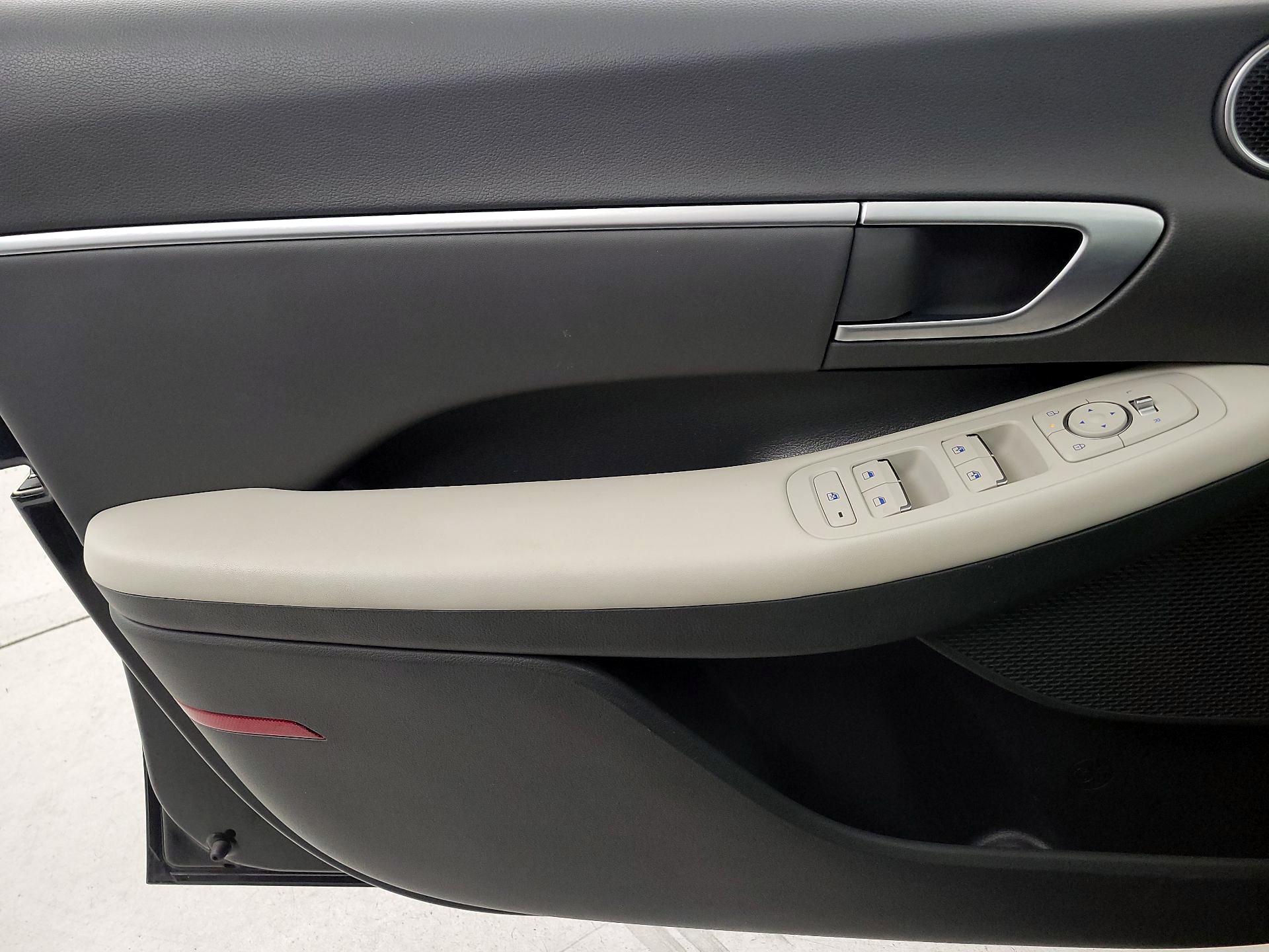 Thumbnail: 2024 Hyundai Sonata - 12