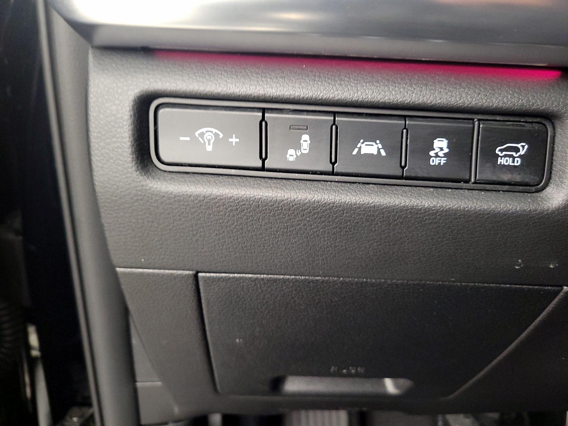 Thumbnail: 2022 Kia Telluride - 13