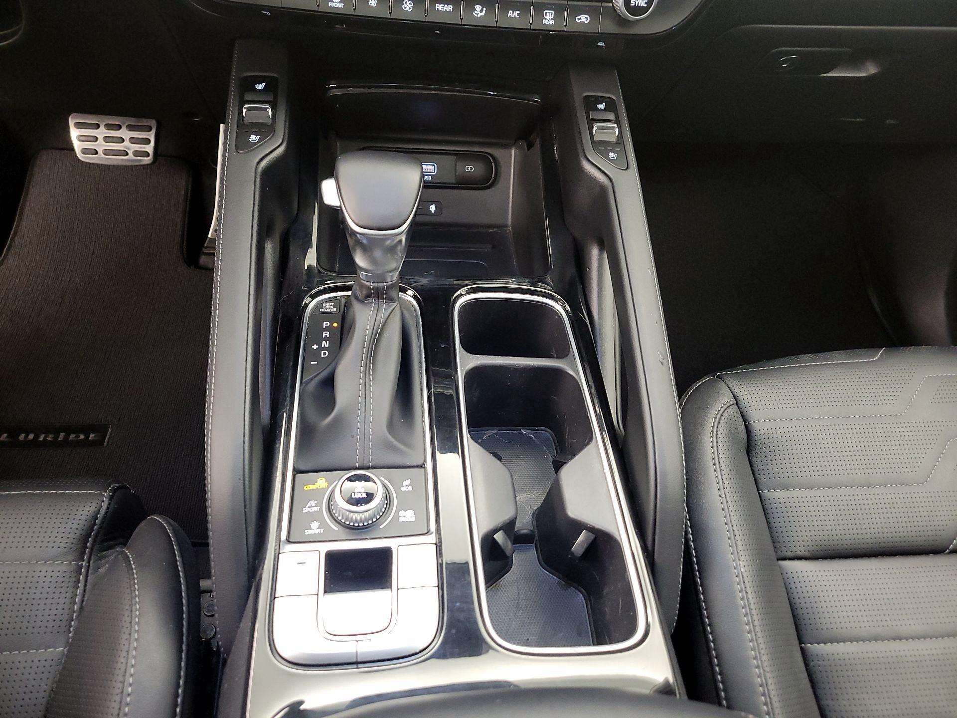 Thumbnail: 2022 Kia Telluride - 18