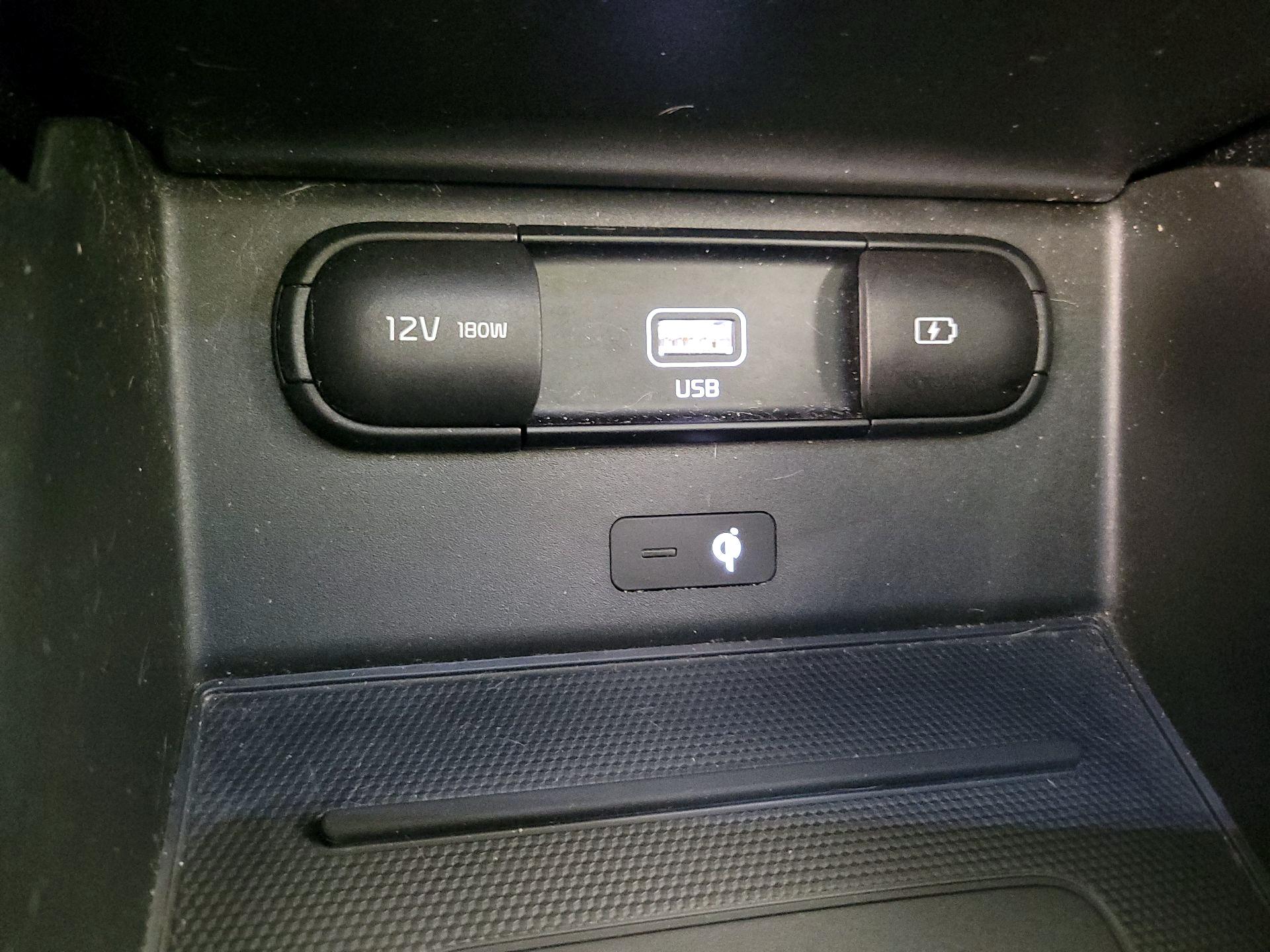 Thumbnail: 2022 Kia Telluride - 19