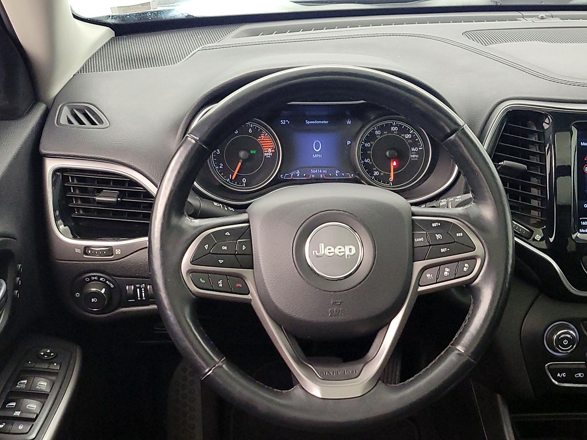 Thumbnail: 2021 Jeep Cherokee - 10