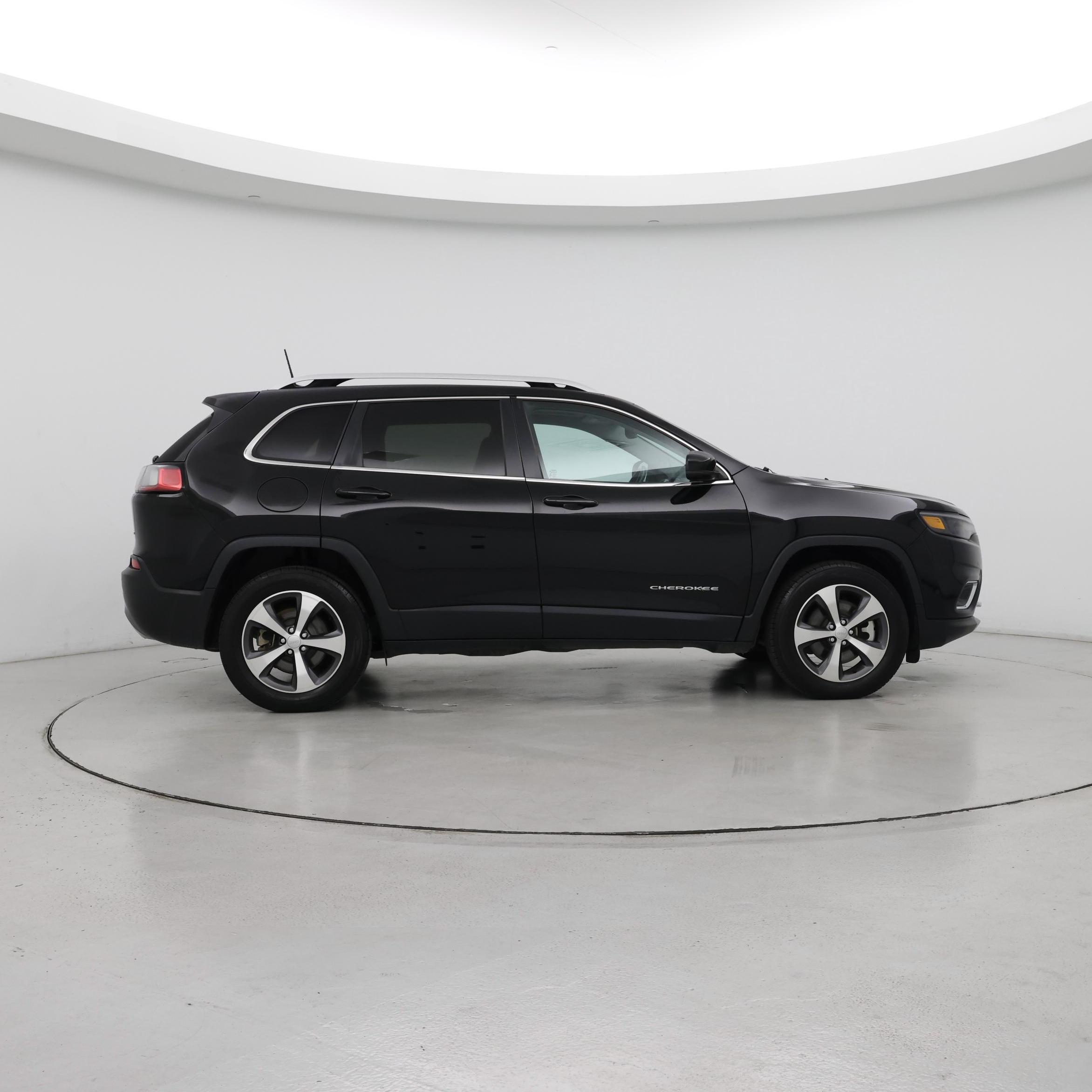 Thumbnail: 2021 Jeep Cherokee - 7