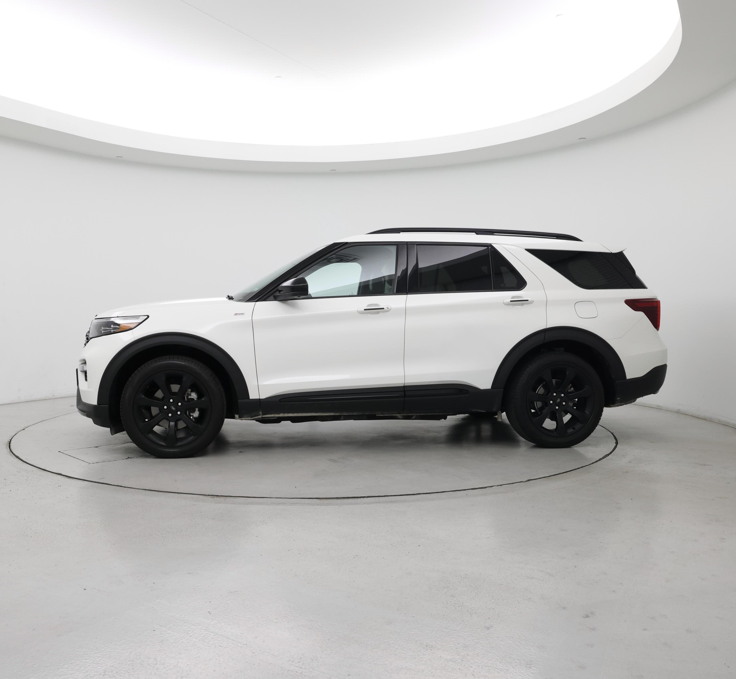 Thumbnail: 2023 Ford Explorer - 3