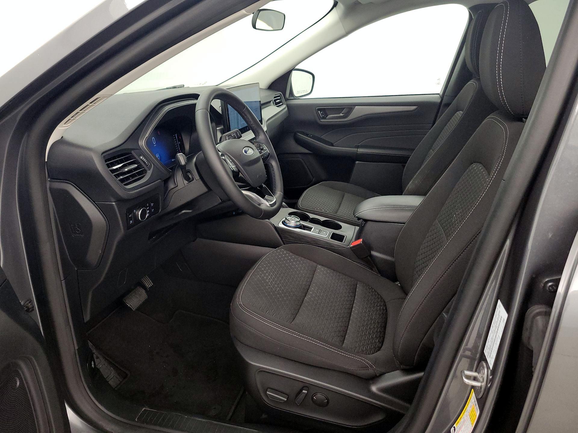 Thumbnail: 2023 Ford Escape - 11