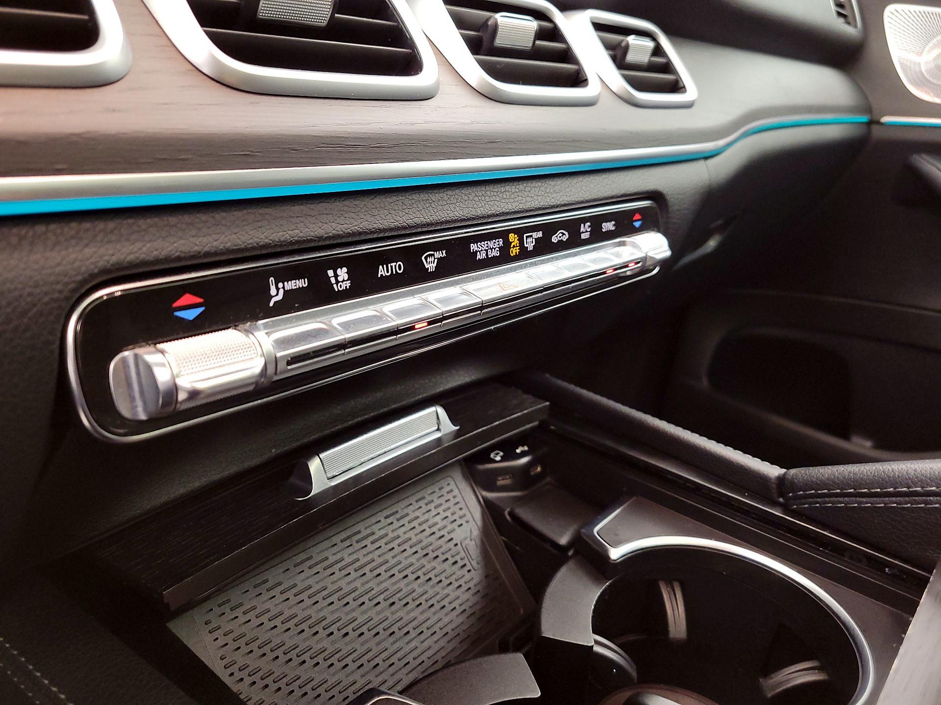 Thumbnail: 2020 Mercedes-Benz GLE - 17