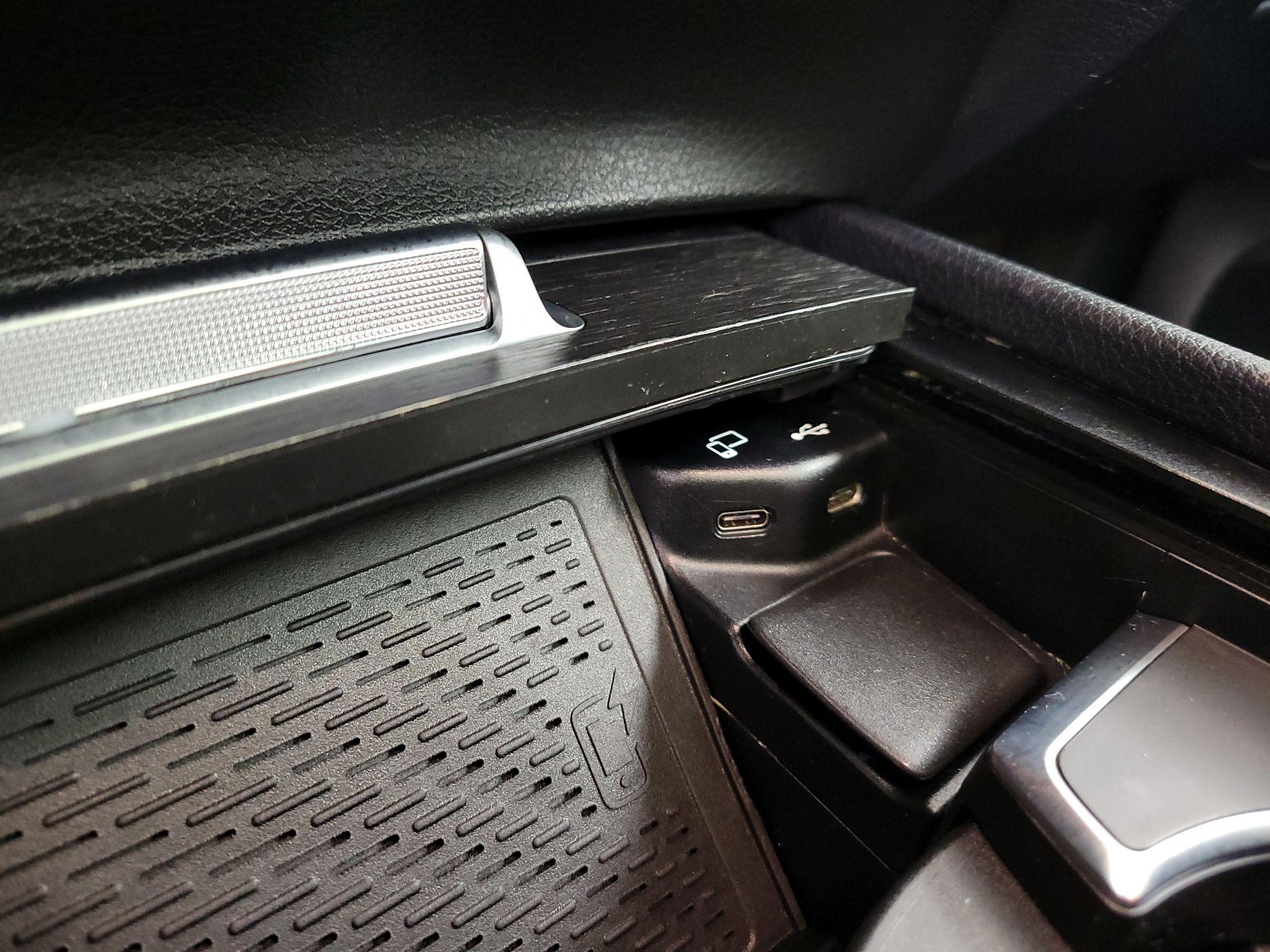 Thumbnail: 2020 Mercedes-Benz GLE - 19