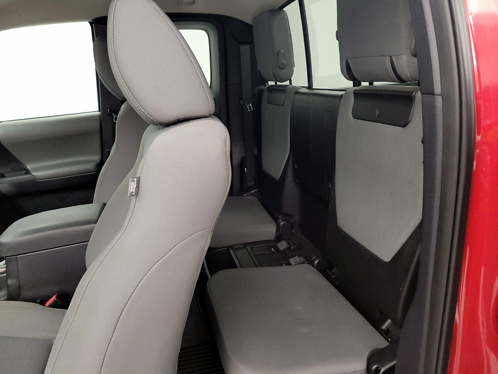 Thumbnail: 2017 Toyota Tacoma - 19