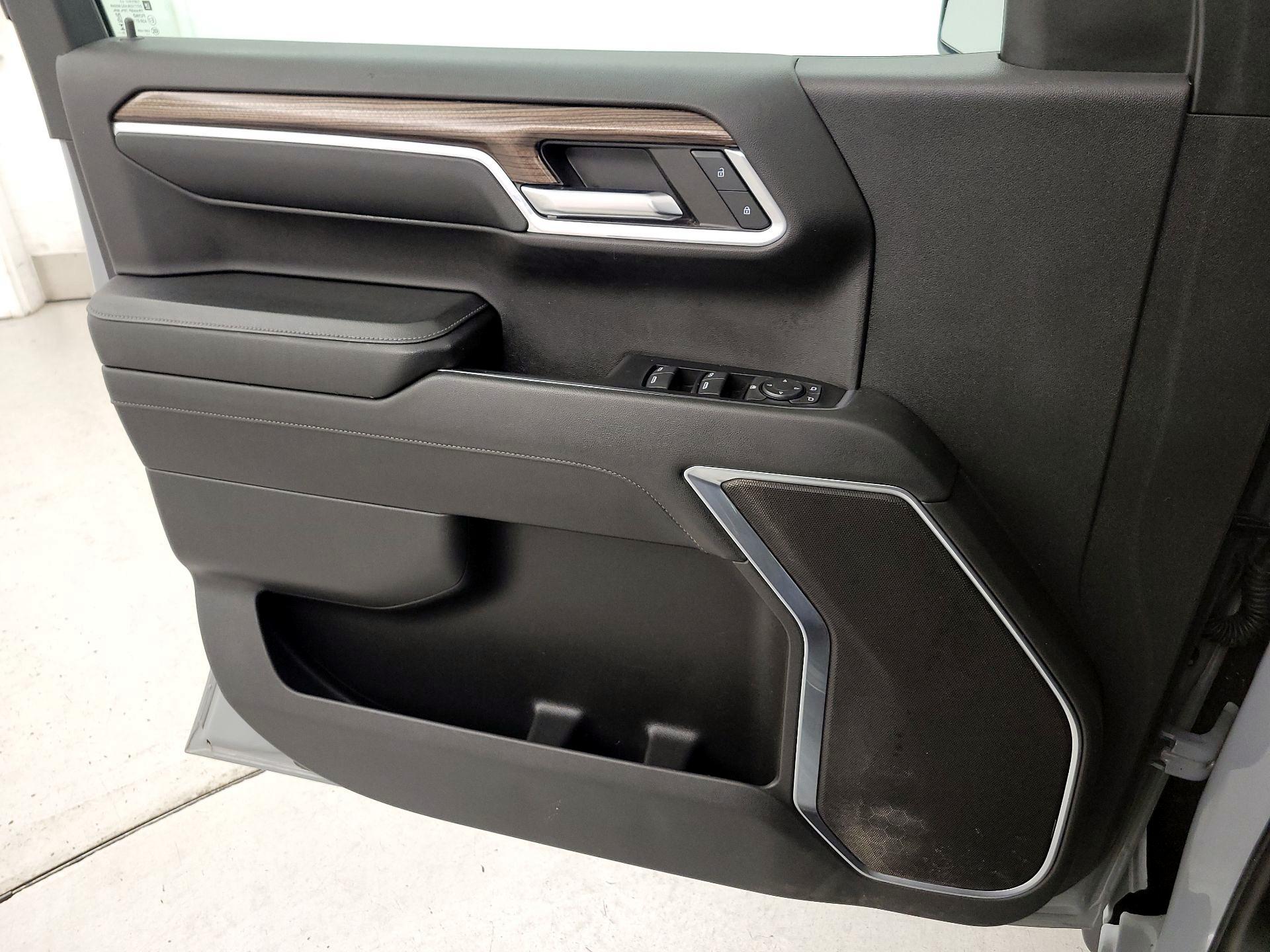 Thumbnail: 2024 Chevrolet Silverado 1500 - 12