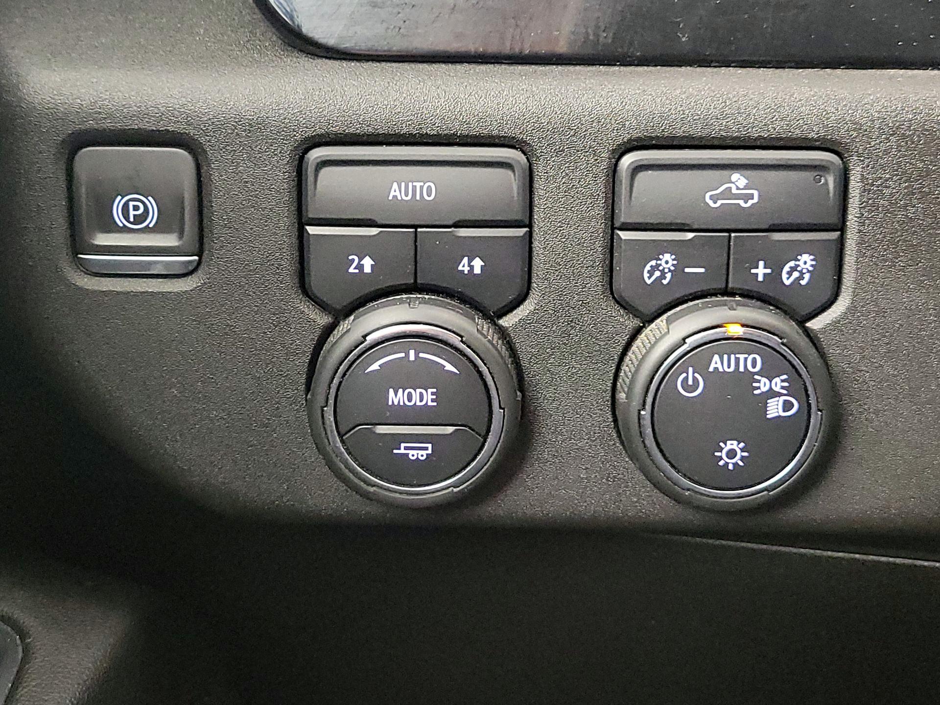 Thumbnail: 2024 Chevrolet Silverado 1500 - 13