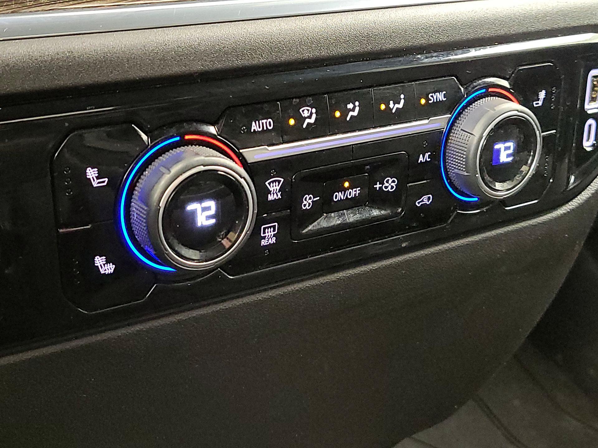 Thumbnail: 2024 Chevrolet Silverado 1500 - 16