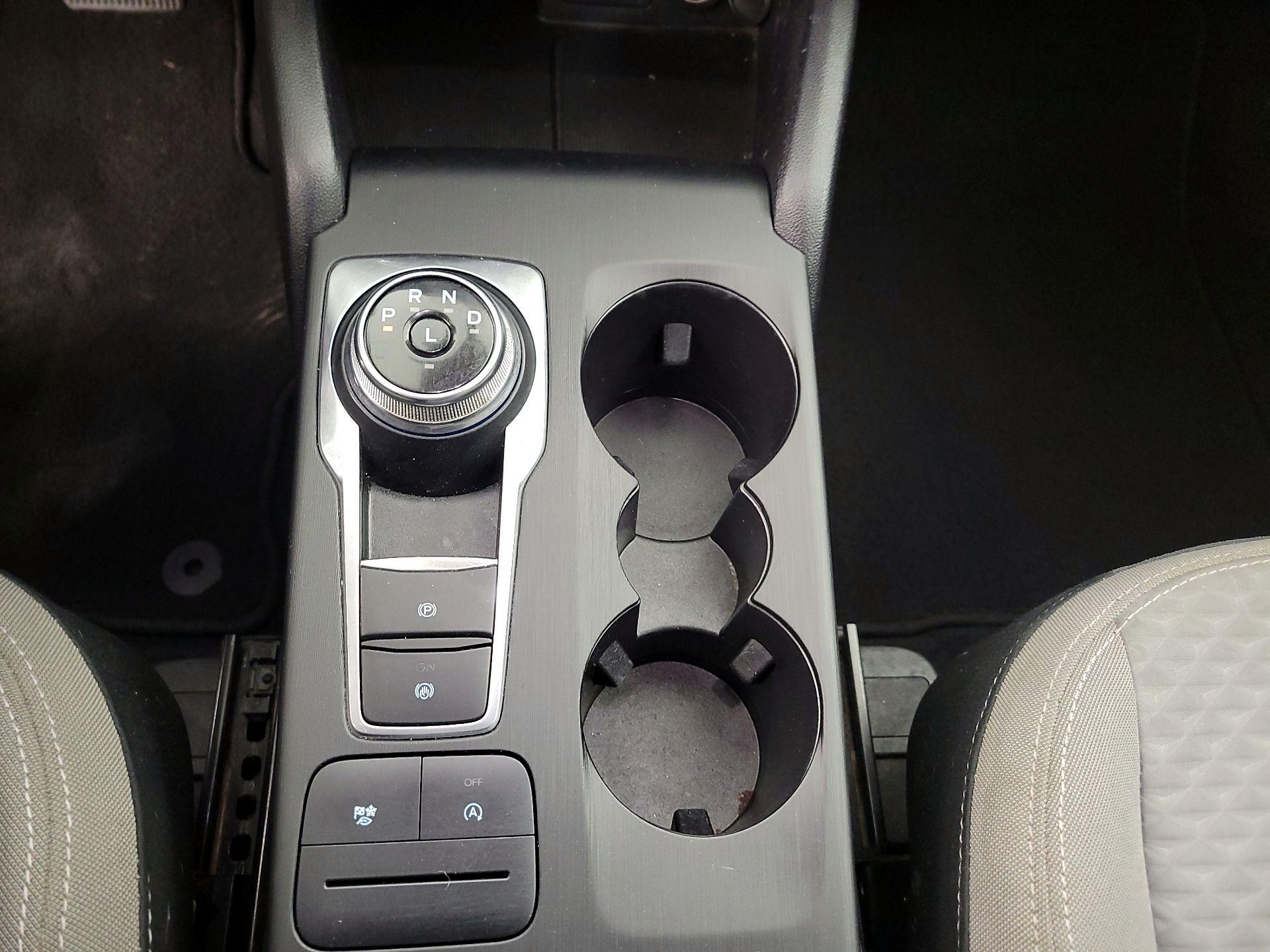 Thumbnail: 2022 Ford Escape - 17