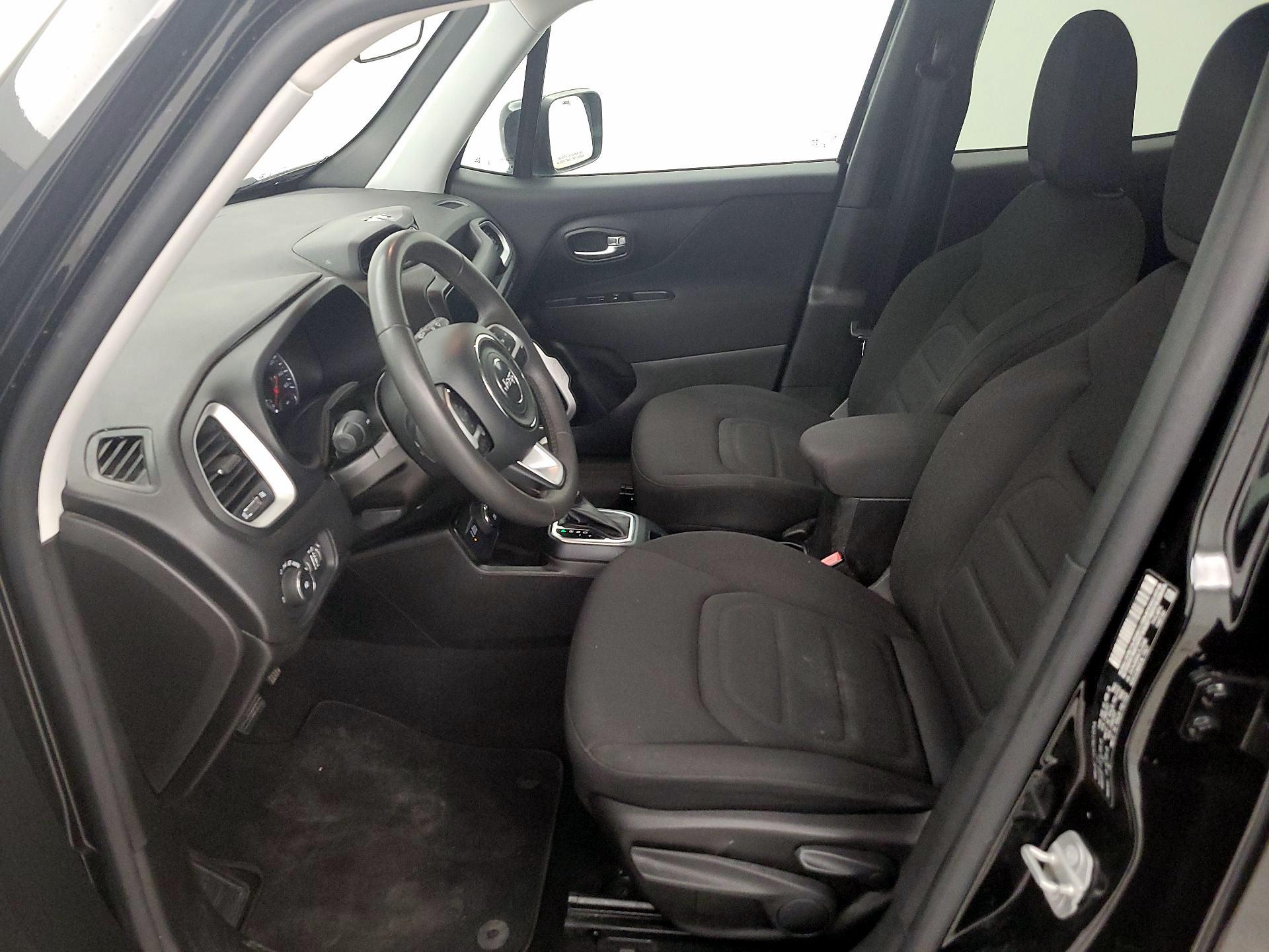 Thumbnail: 2020 Jeep Renegade - 11