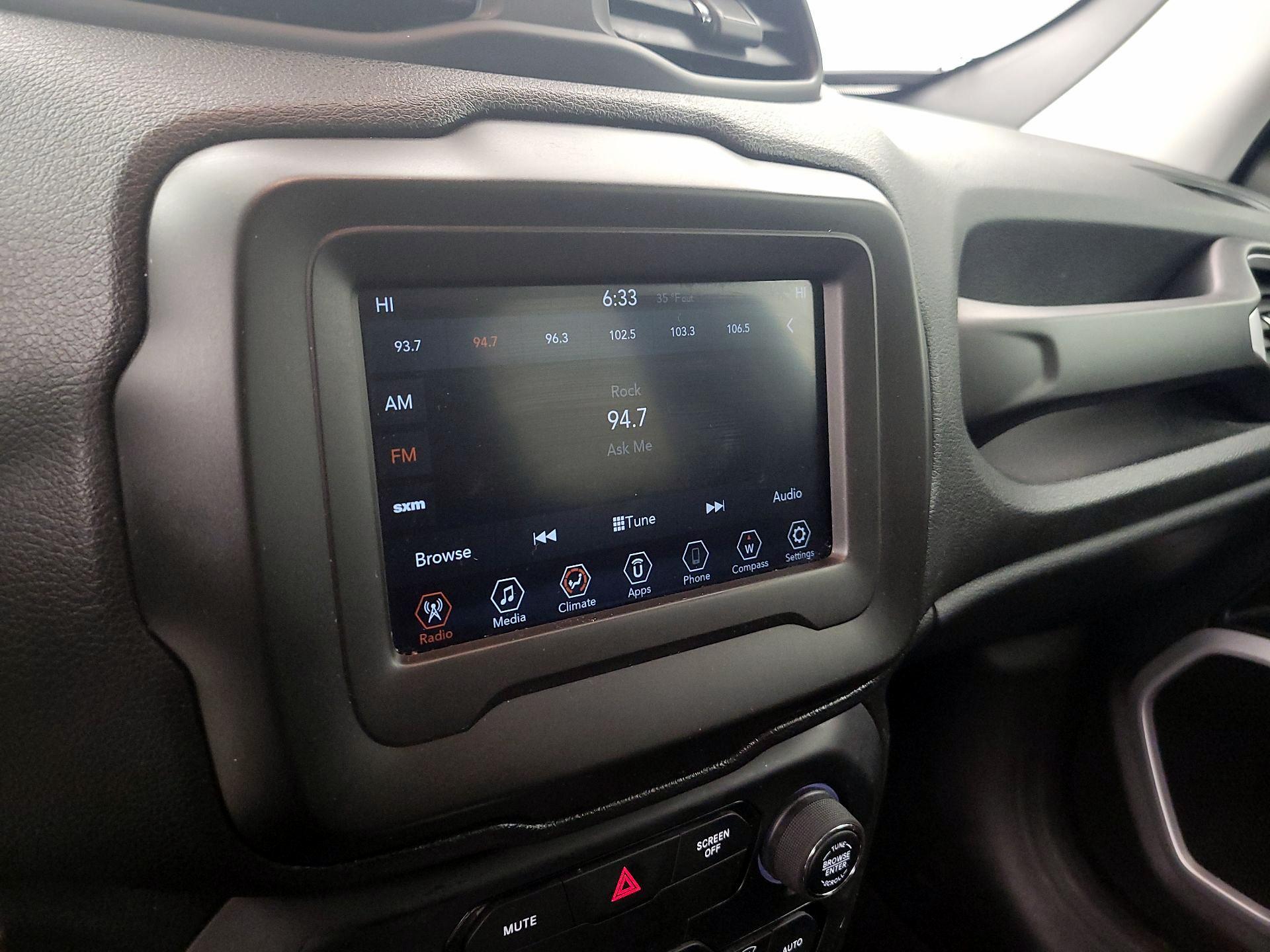 Thumbnail: 2020 Jeep Renegade - 15