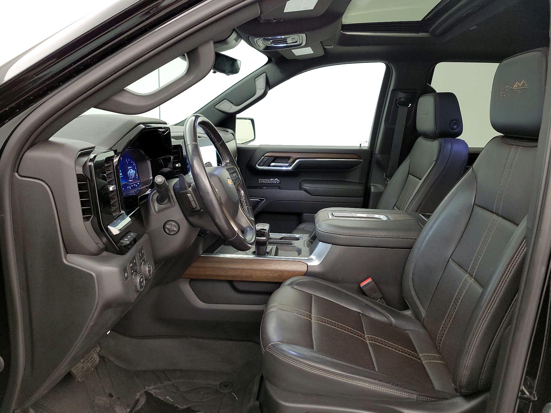 Thumbnail: 2022 Chevrolet Silverado 1500 - 11