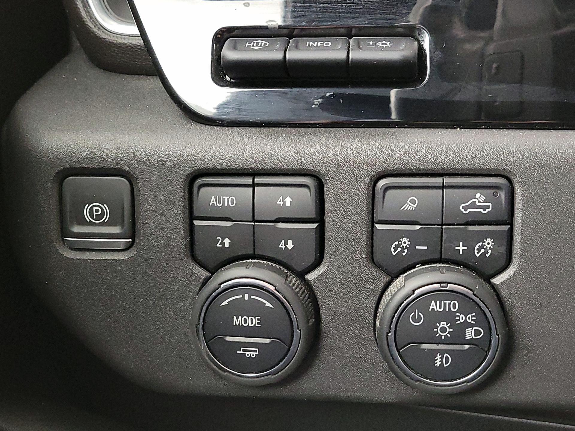 Thumbnail: 2022 Chevrolet Silverado 1500 - 13