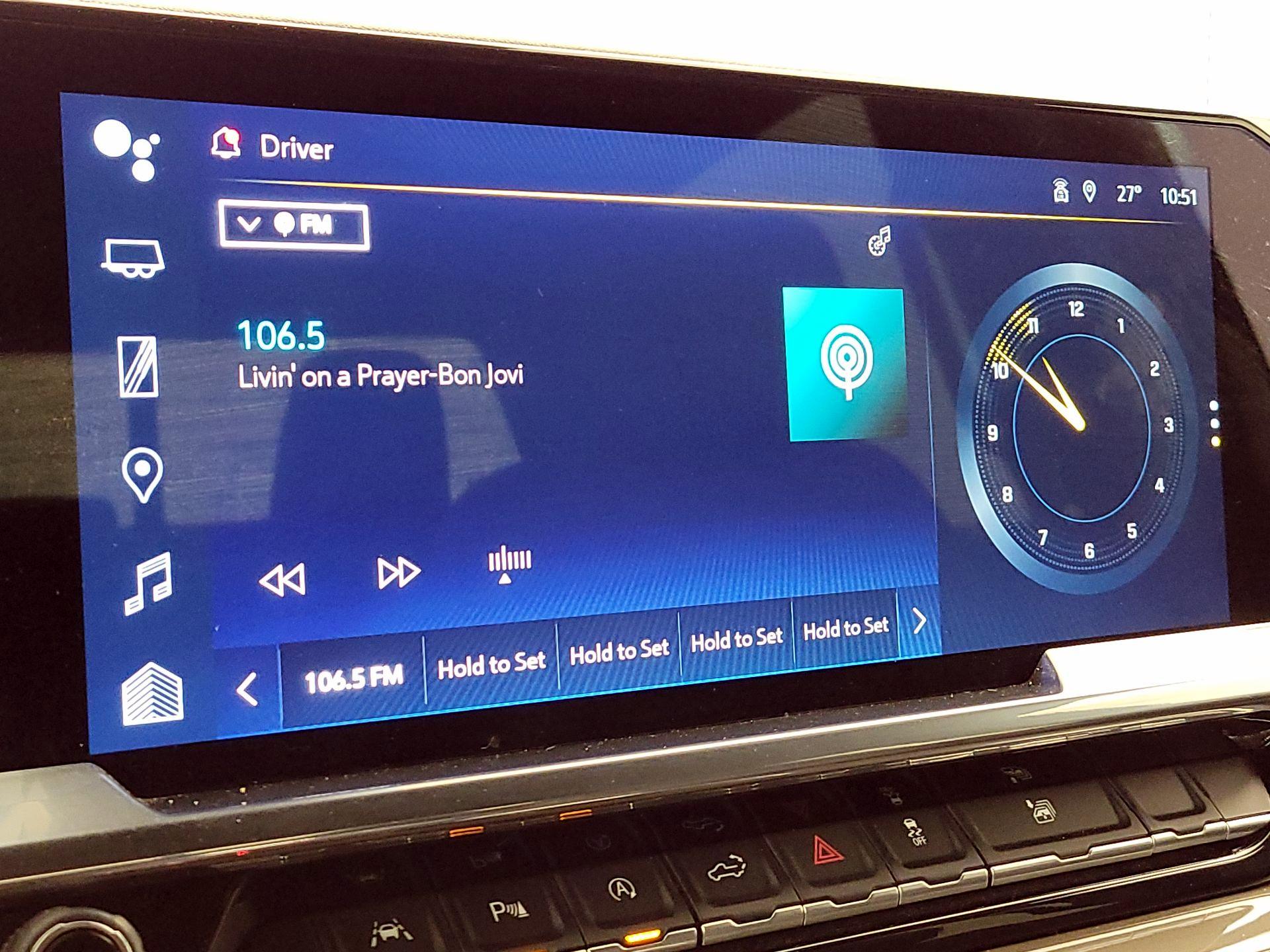 Thumbnail: 2022 Chevrolet Silverado 1500 - 16