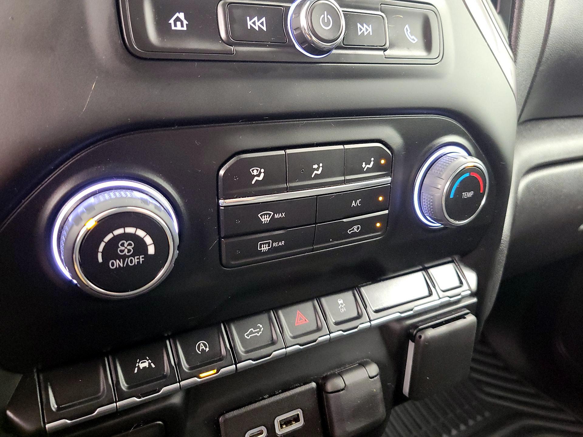 Thumbnail: 2022 Chevrolet Silverado 1500 - 16