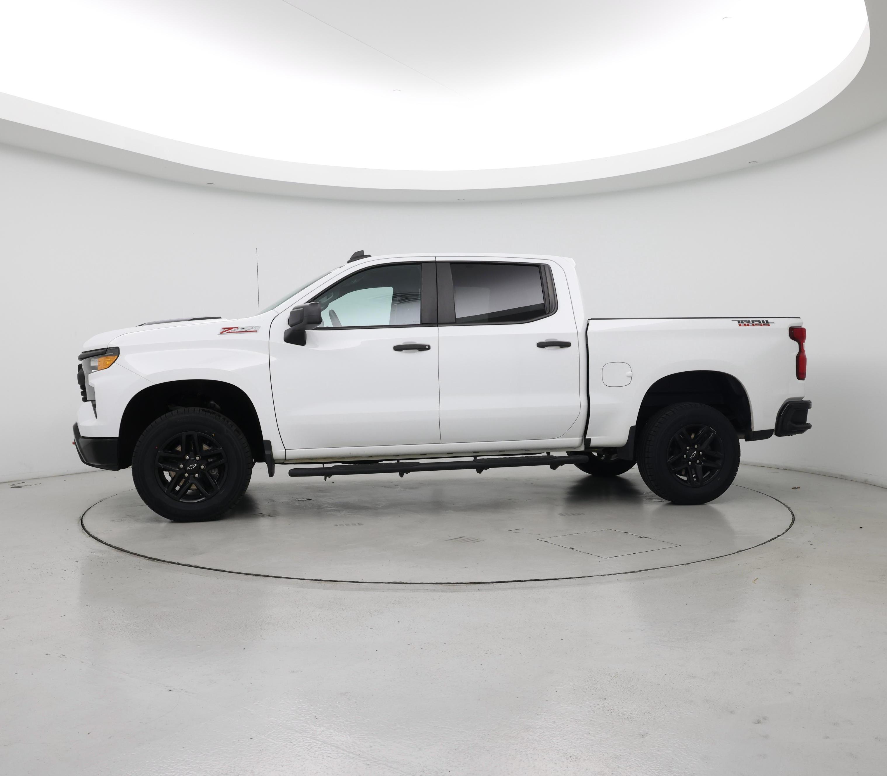 Thumbnail: 2022 Chevrolet Silverado 1500 - 3