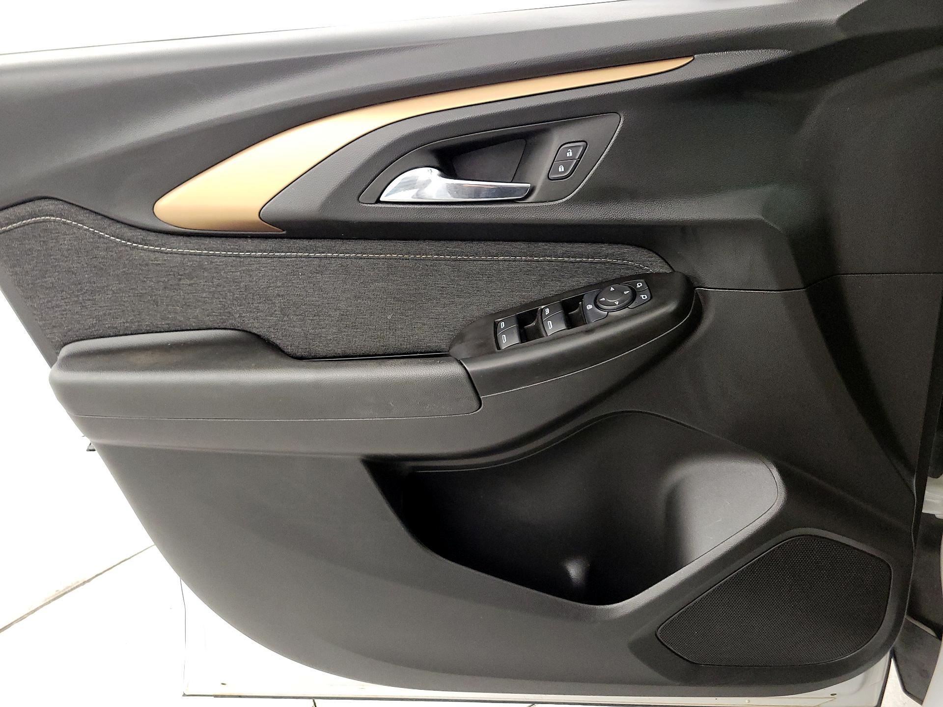 Thumbnail: 2023 Chevrolet TrailBlazer - 12