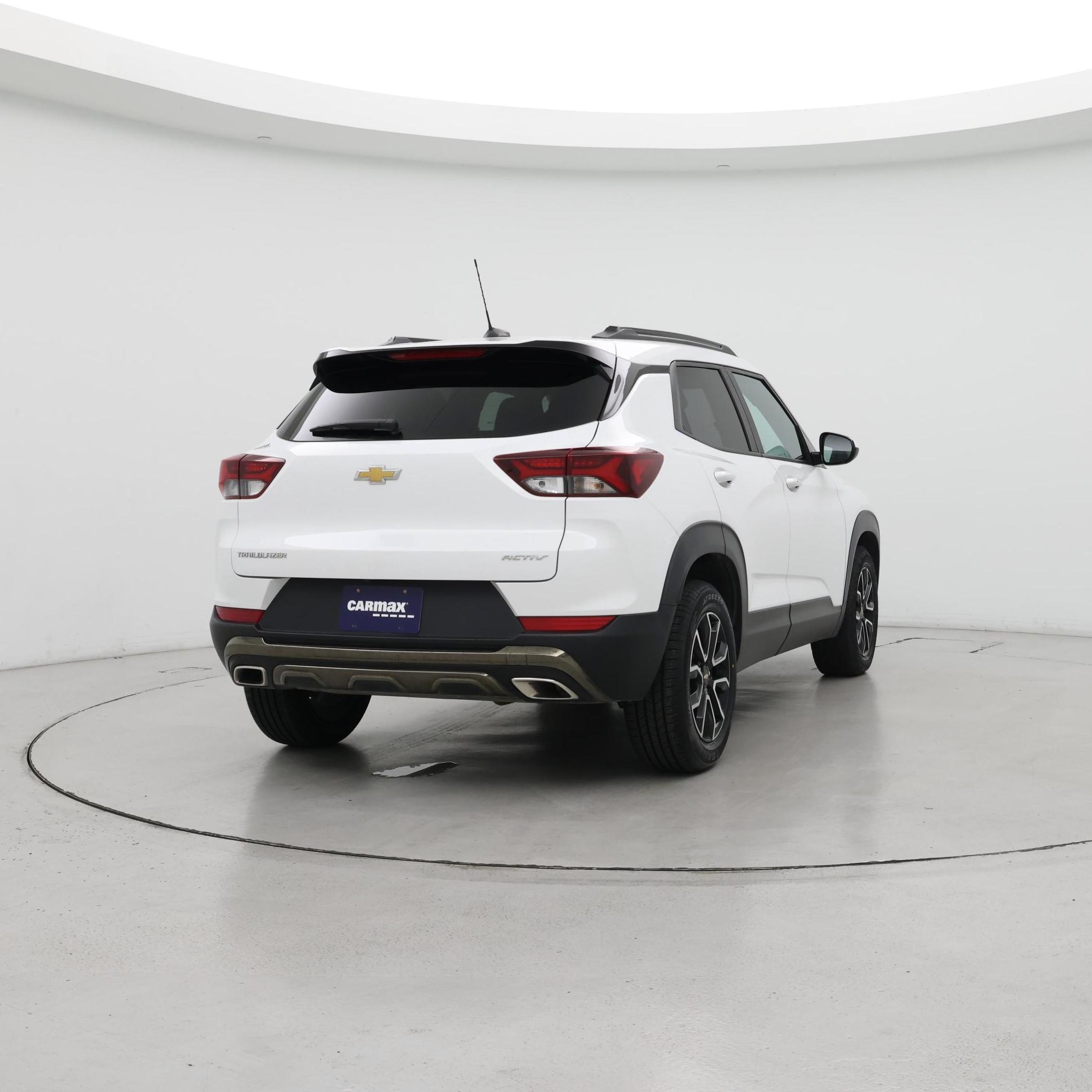 Thumbnail: 2023 Chevrolet TrailBlazer - 8