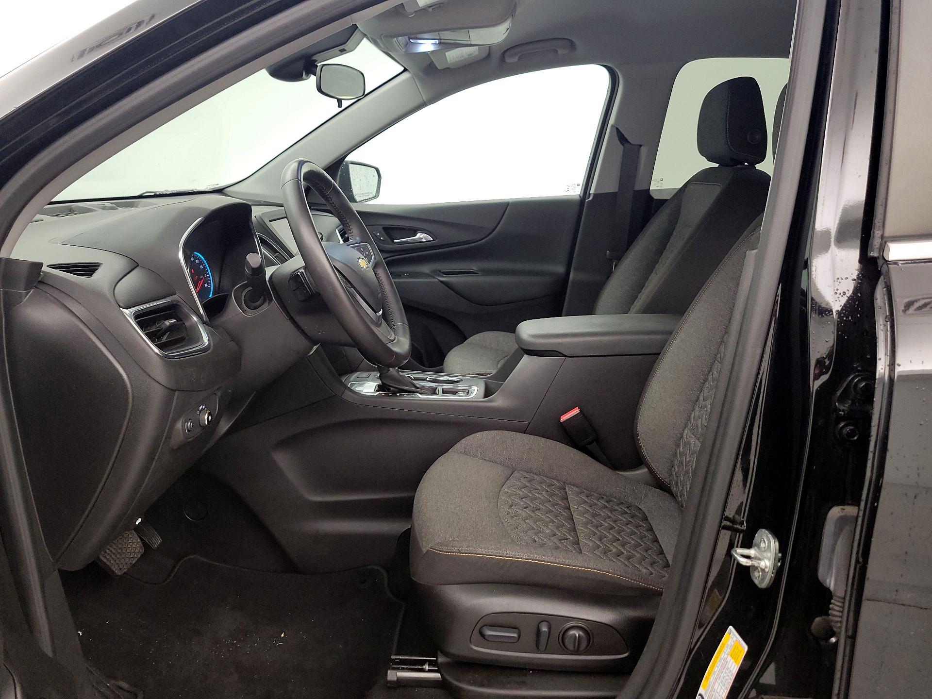 Thumbnail: 2022 Chevrolet Equinox - 11