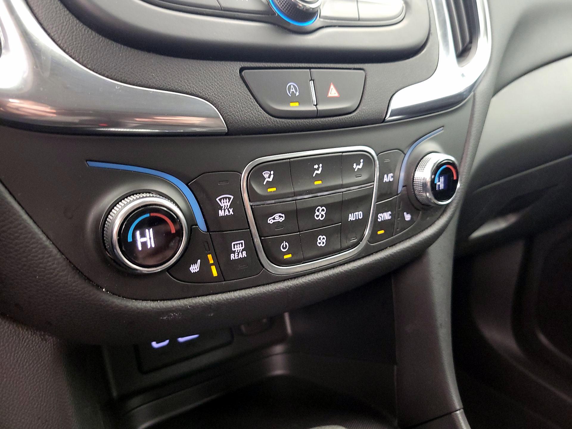 Thumbnail: 2022 Chevrolet Equinox - 16