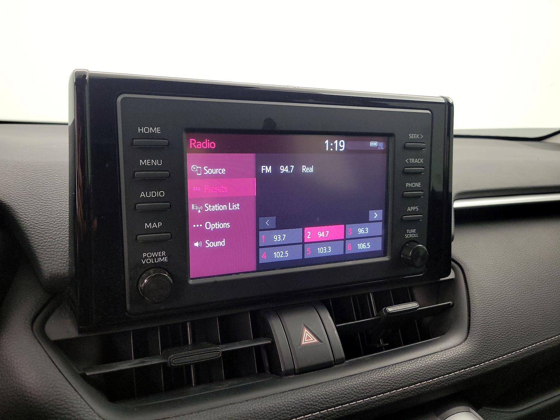 Thumbnail: 2019 Toyota RAV4 - 15