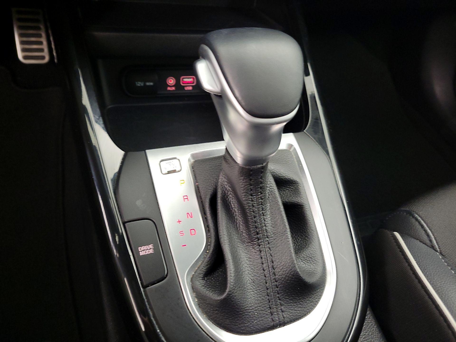 Thumbnail: 2021 Kia Forte - 17