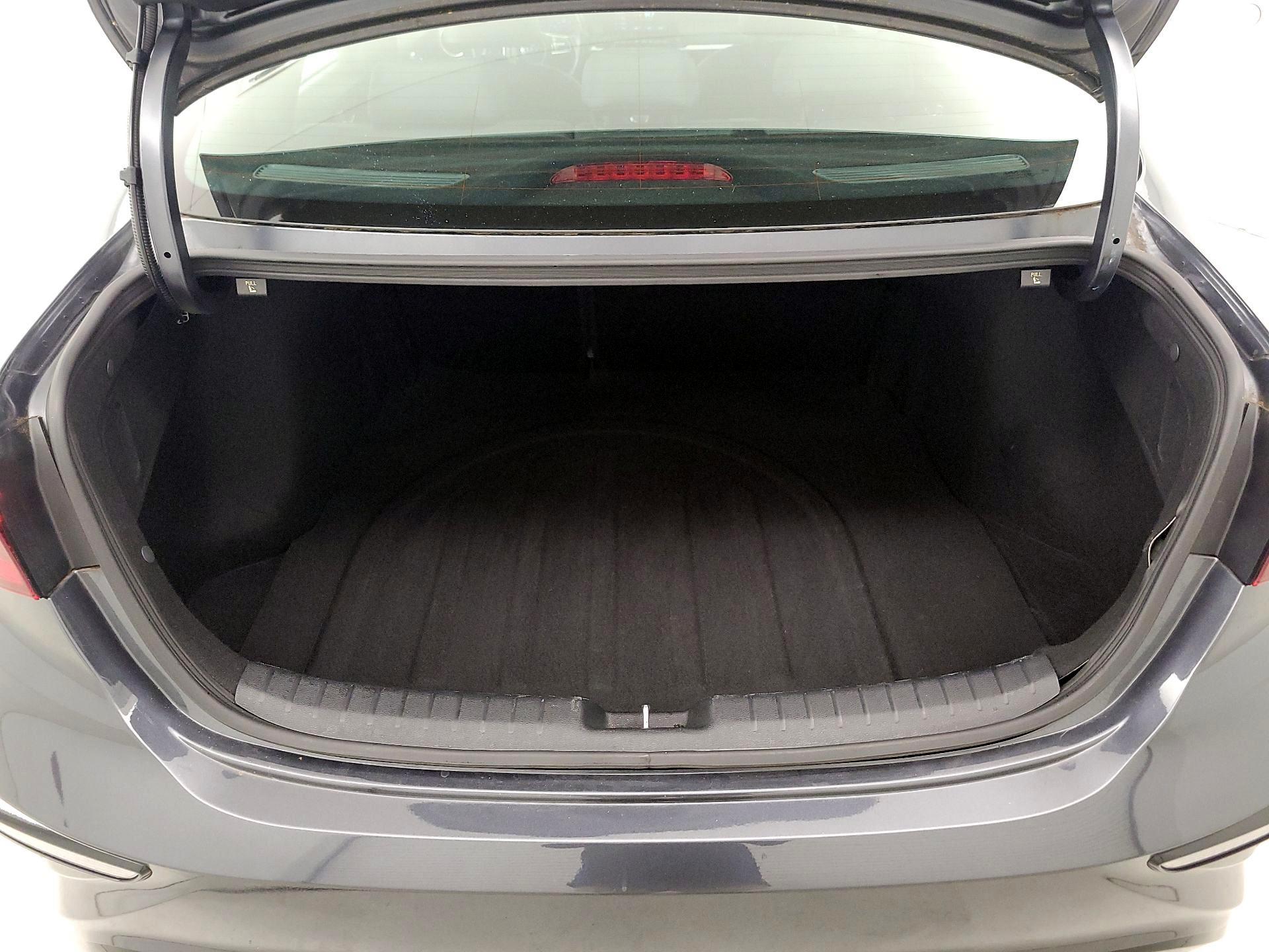 Thumbnail: 2021 Kia Forte - 20