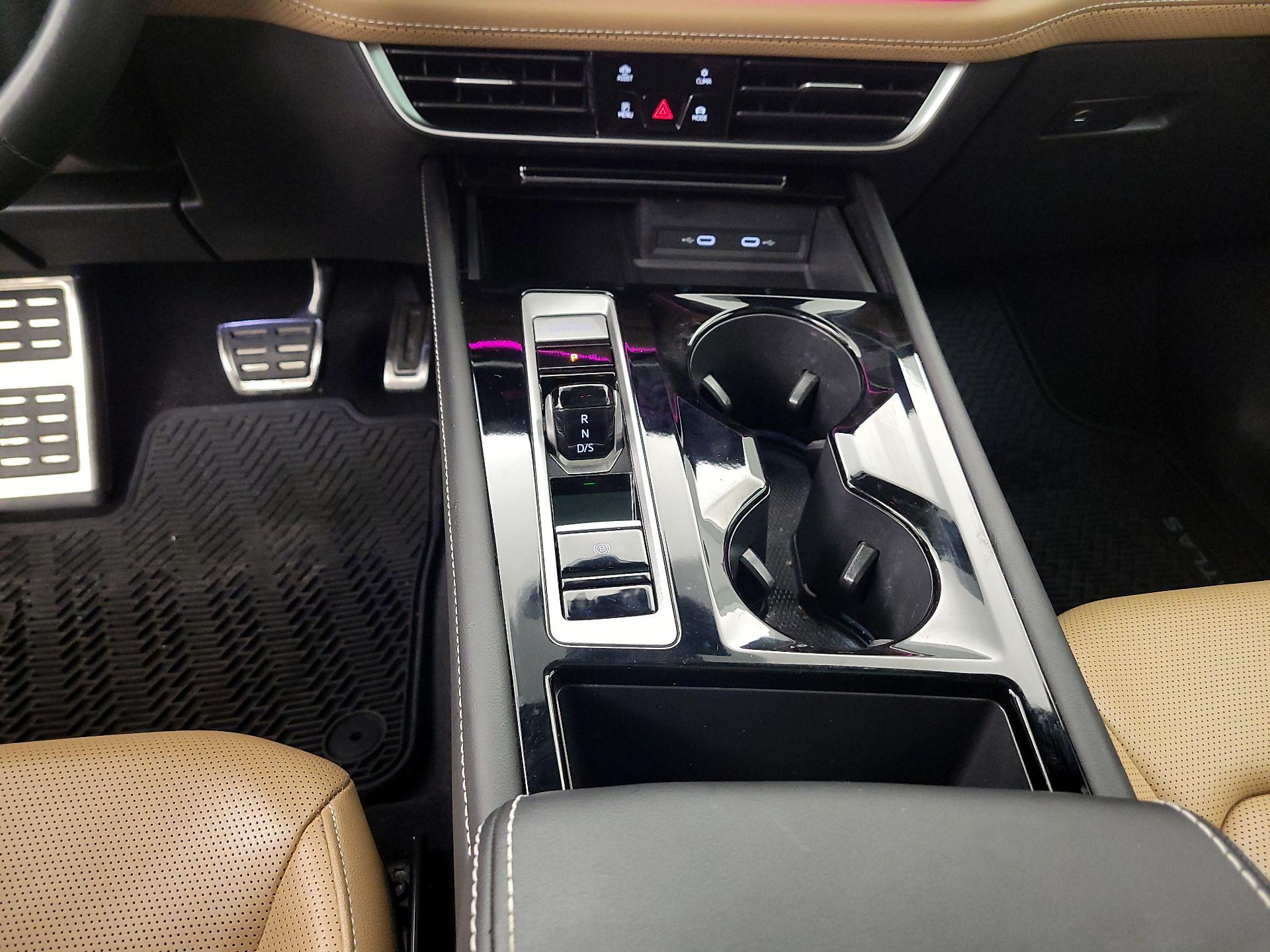 Thumbnail: 2024 Volkswagen Atlas - 18