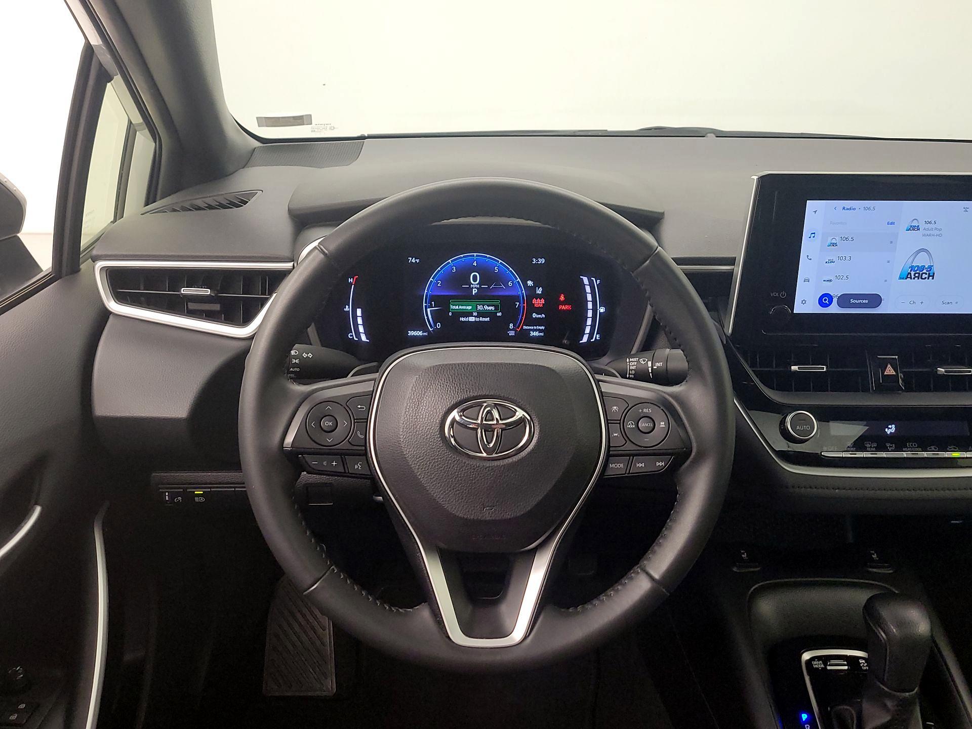 Thumbnail: 2023 Toyota Corolla - 10