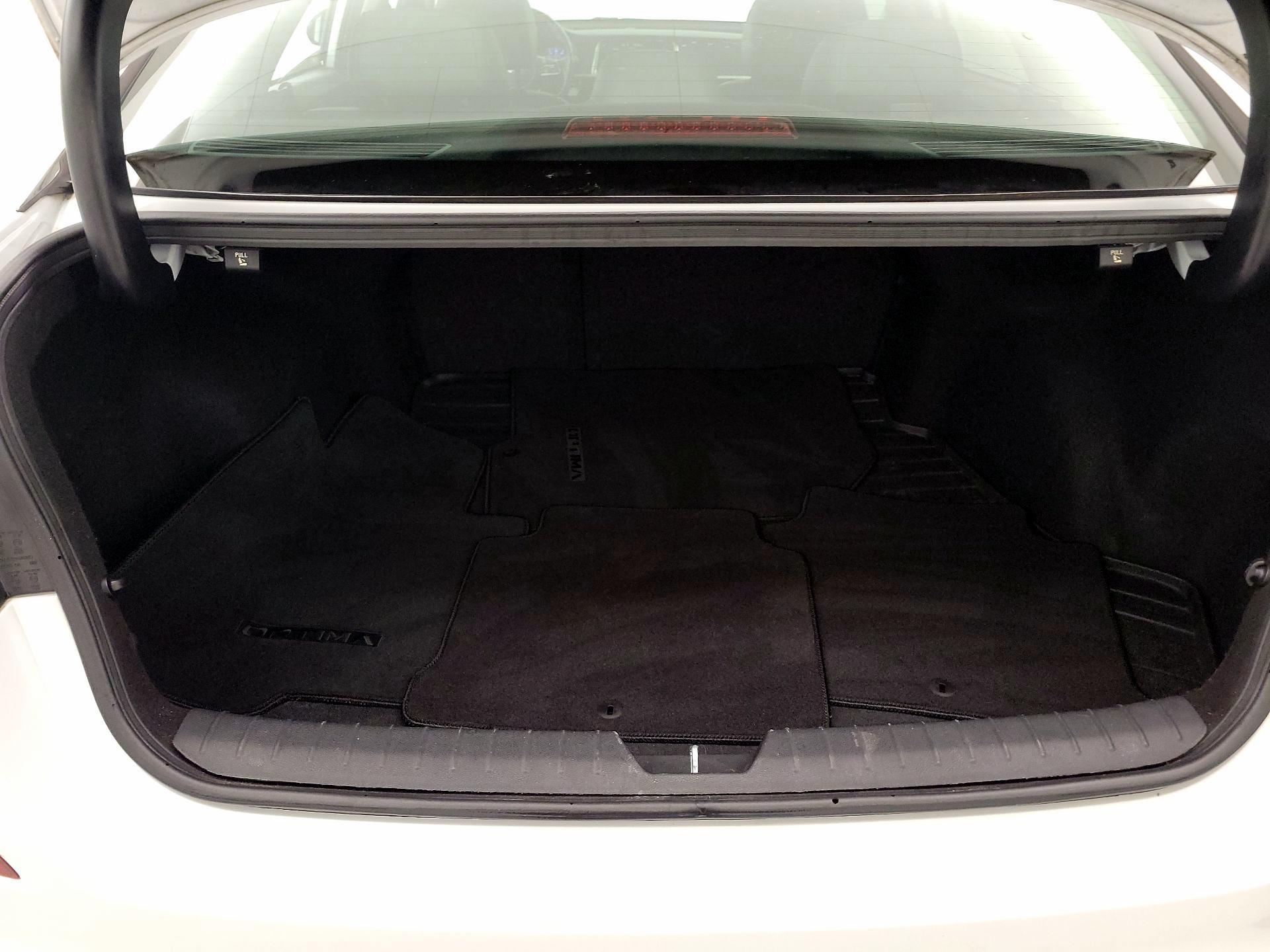 Thumbnail: 2019 Kia Optima - 20