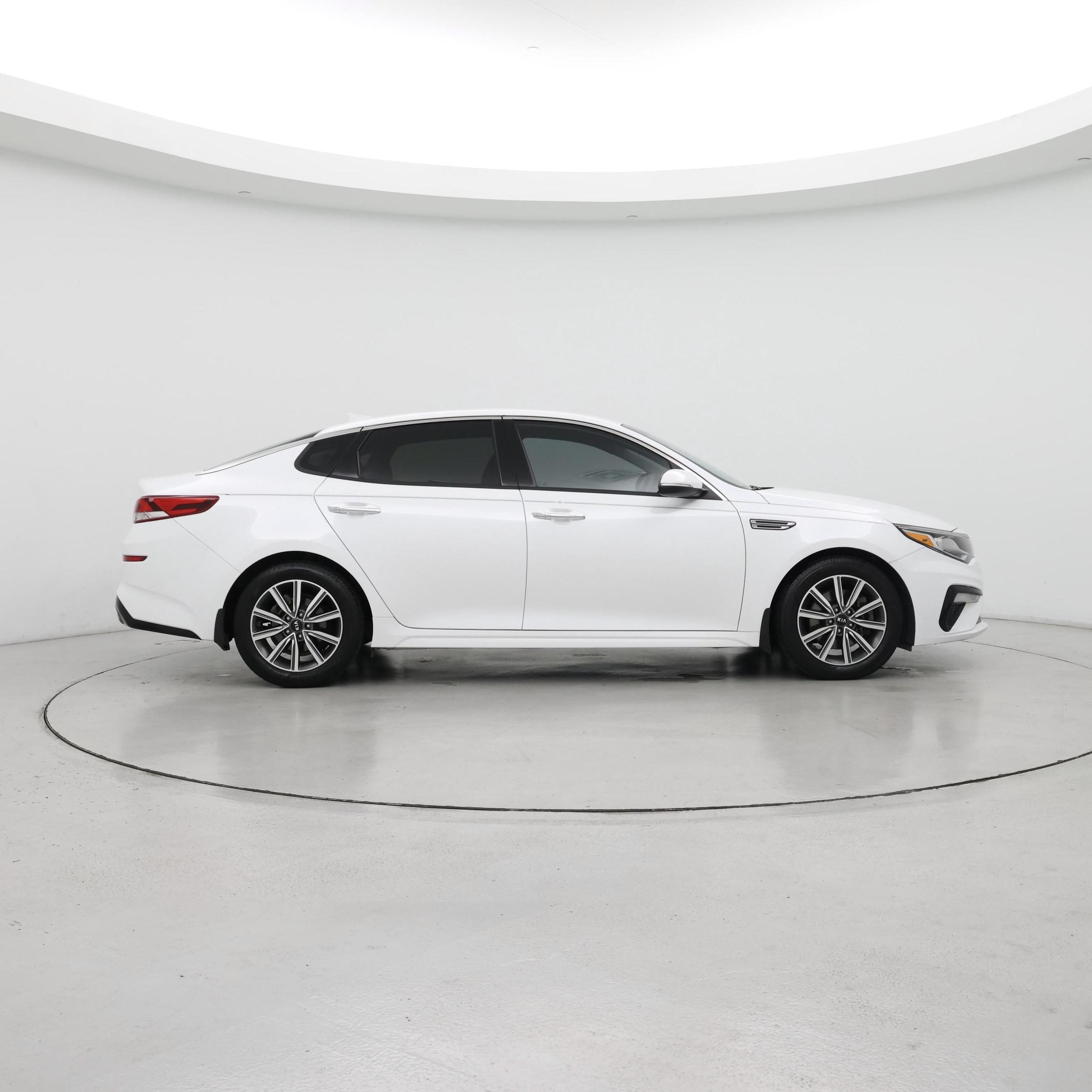 Thumbnail: 2019 Kia Optima - 7