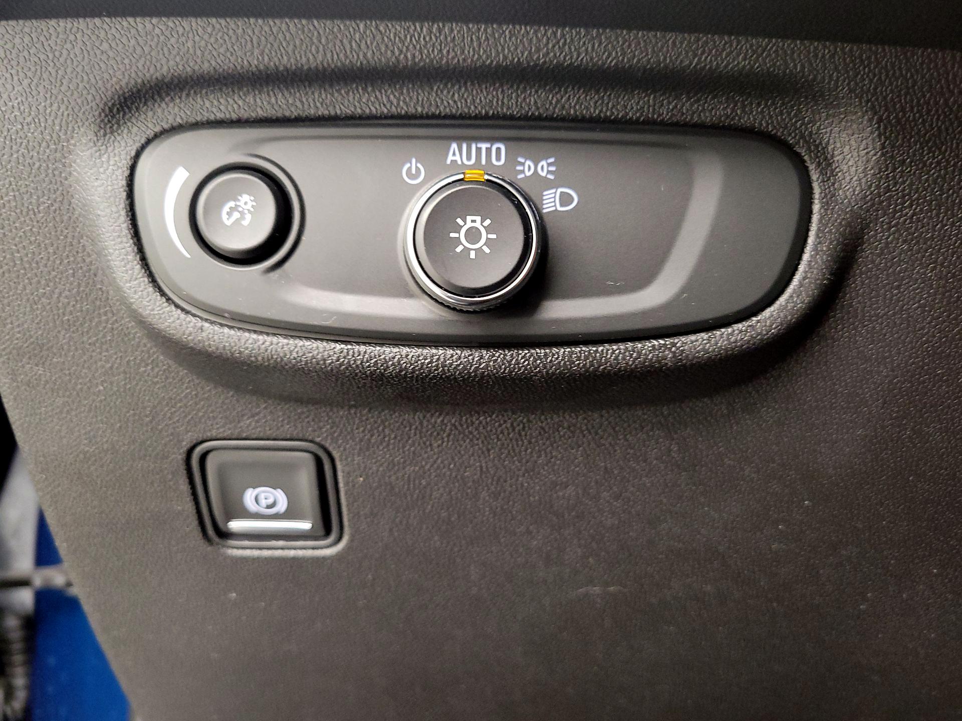 Thumbnail: 2021 GMC Terrain - 13