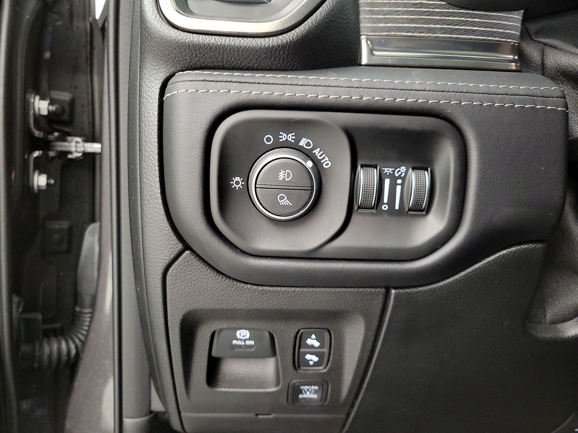 Thumbnail: 2021 RAM 1500 - 13