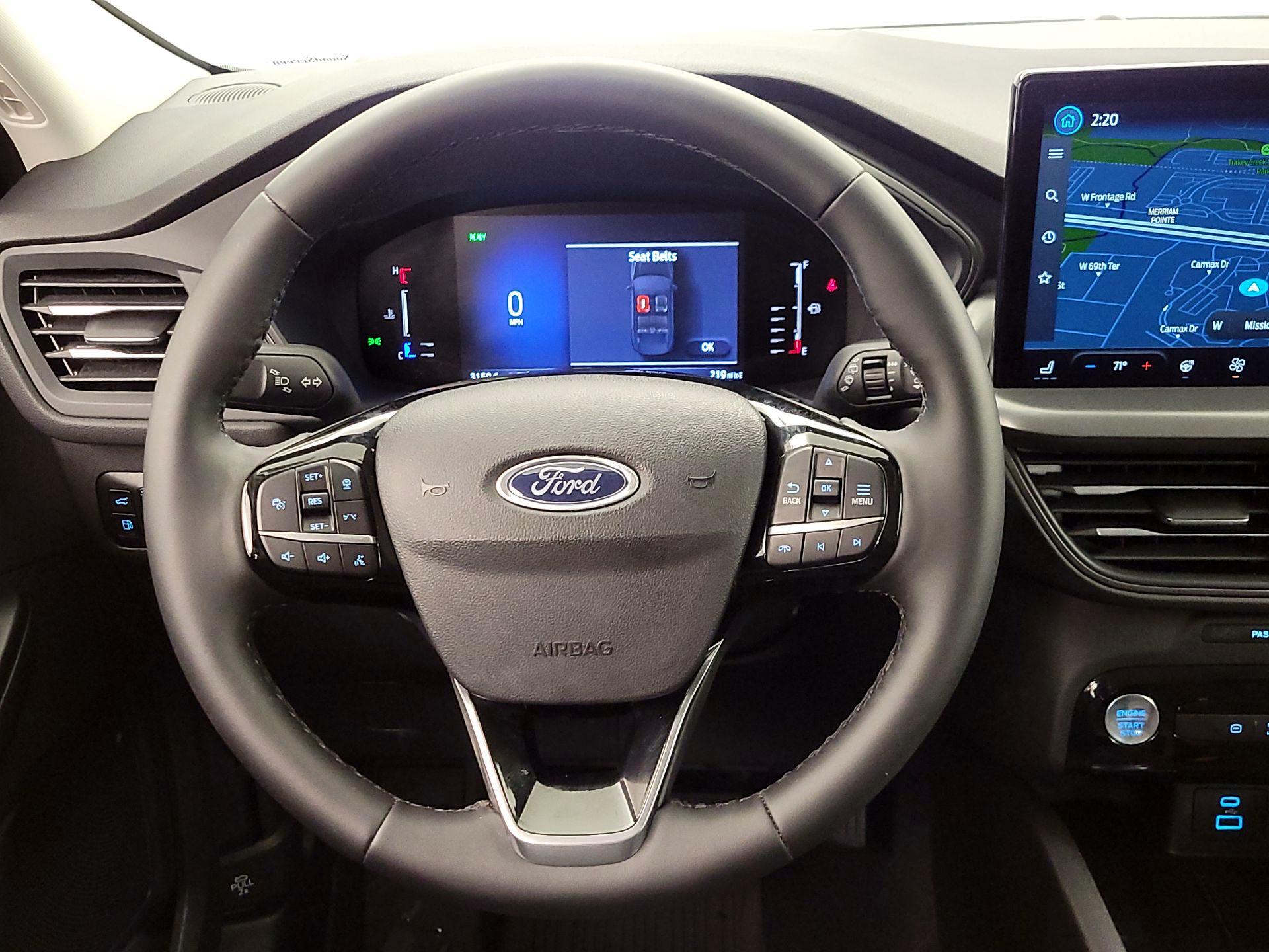 Thumbnail: 2023 Ford Escape - 10