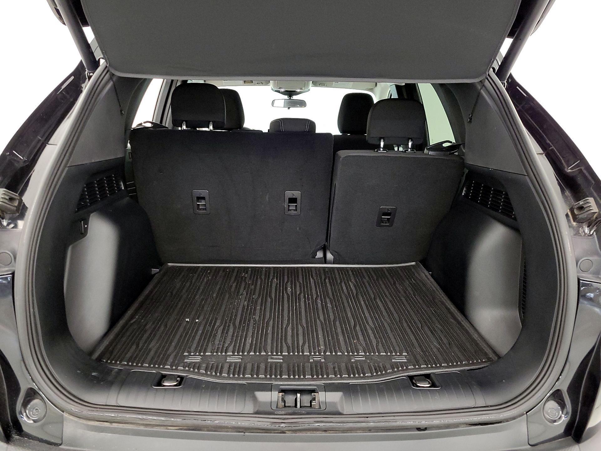 Thumbnail: 2023 Ford Escape - 20