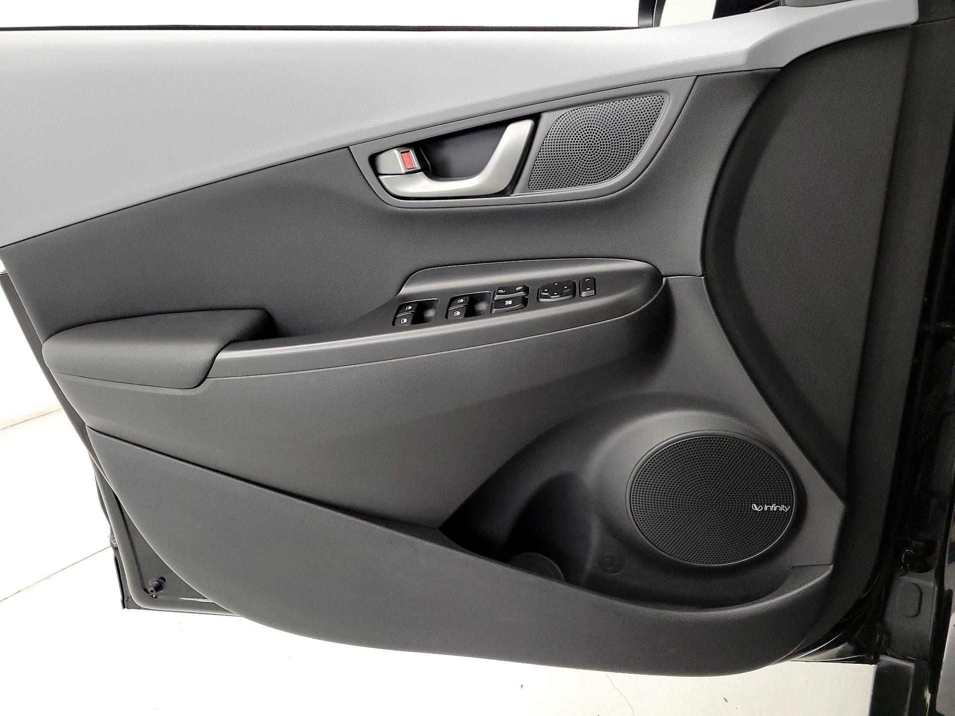 Thumbnail: 2021 Hyundai Kona - 12