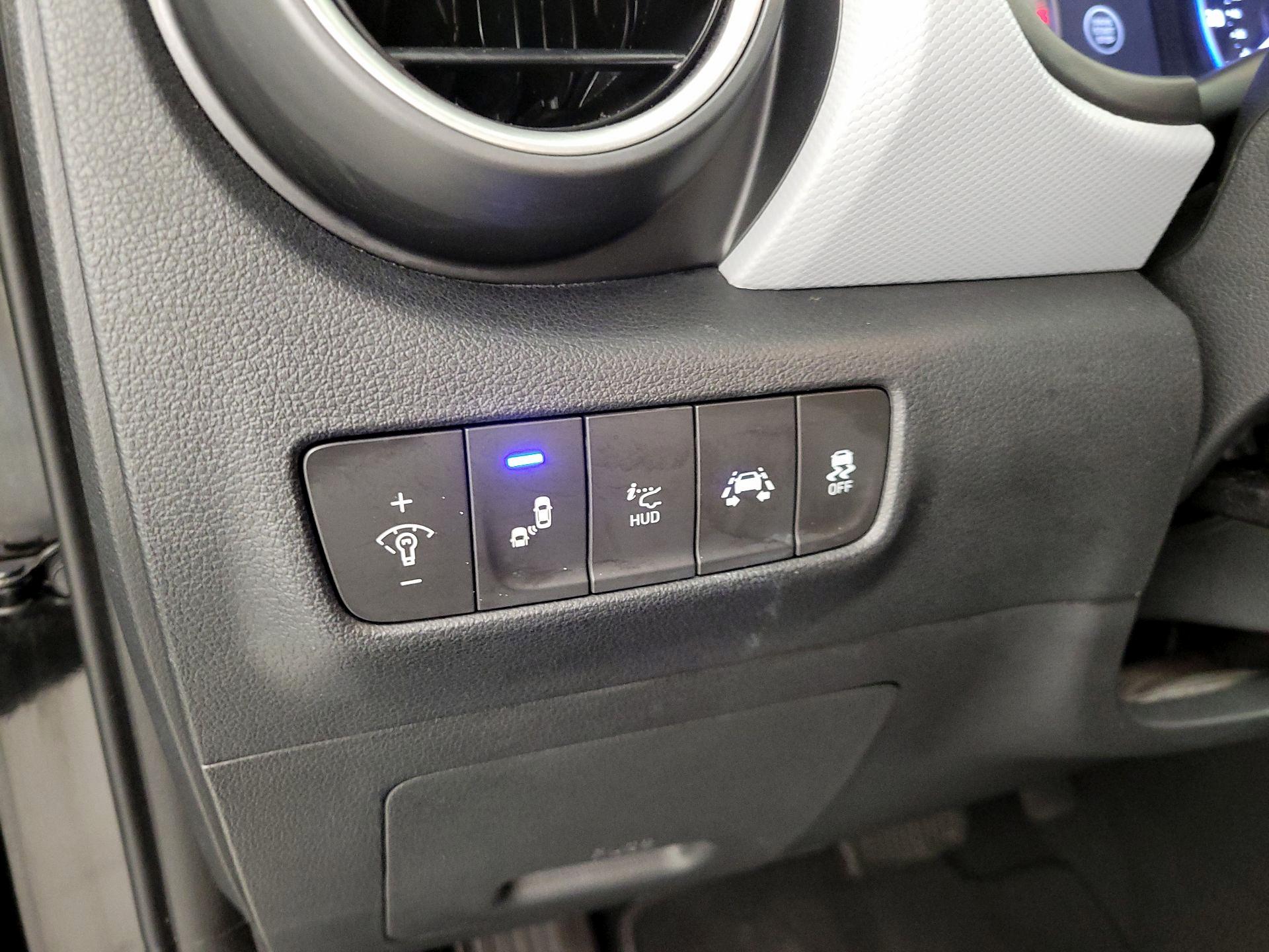 Thumbnail: 2021 Hyundai Kona - 13