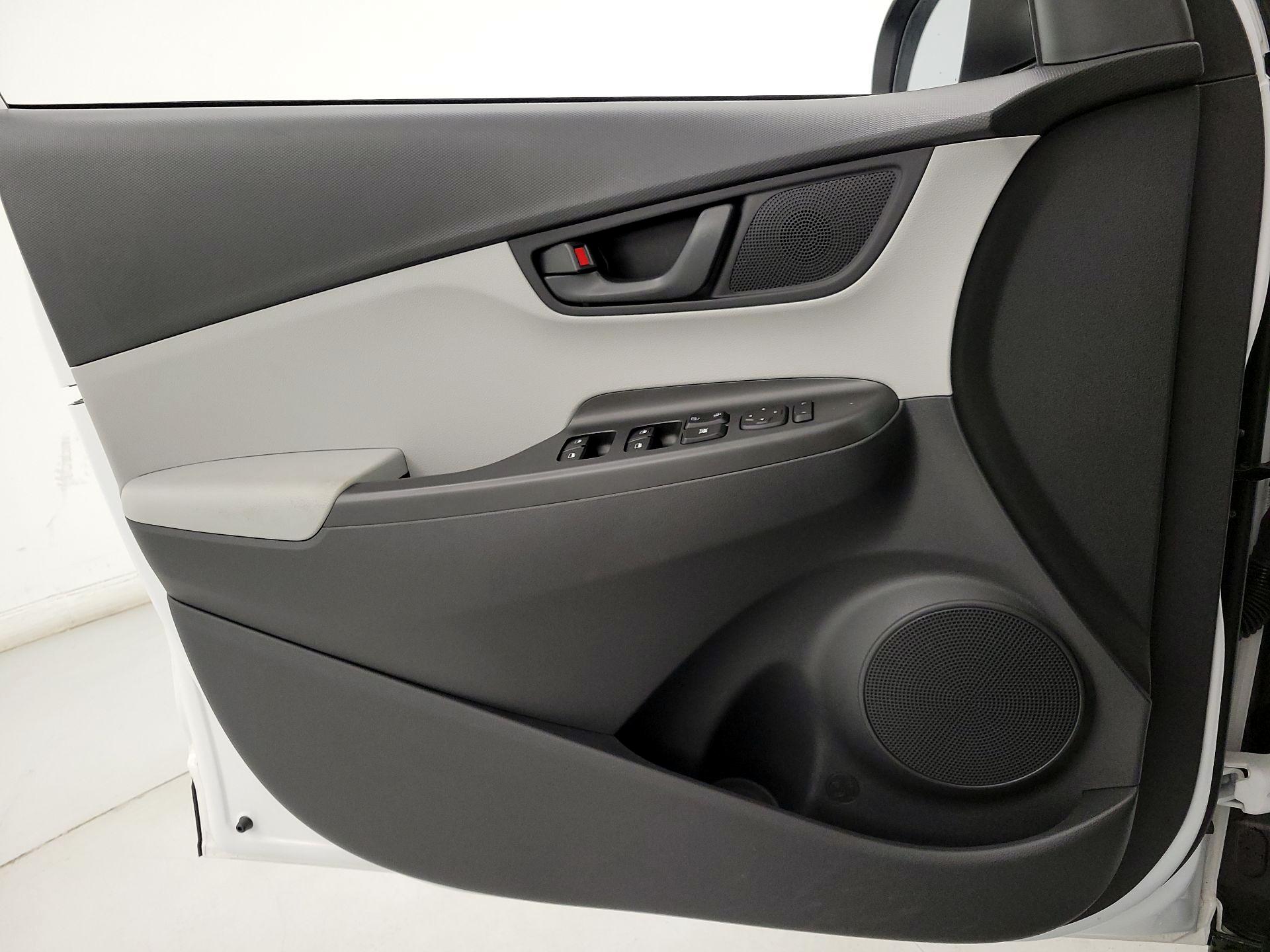 Thumbnail: 2023 Hyundai Kona - 12