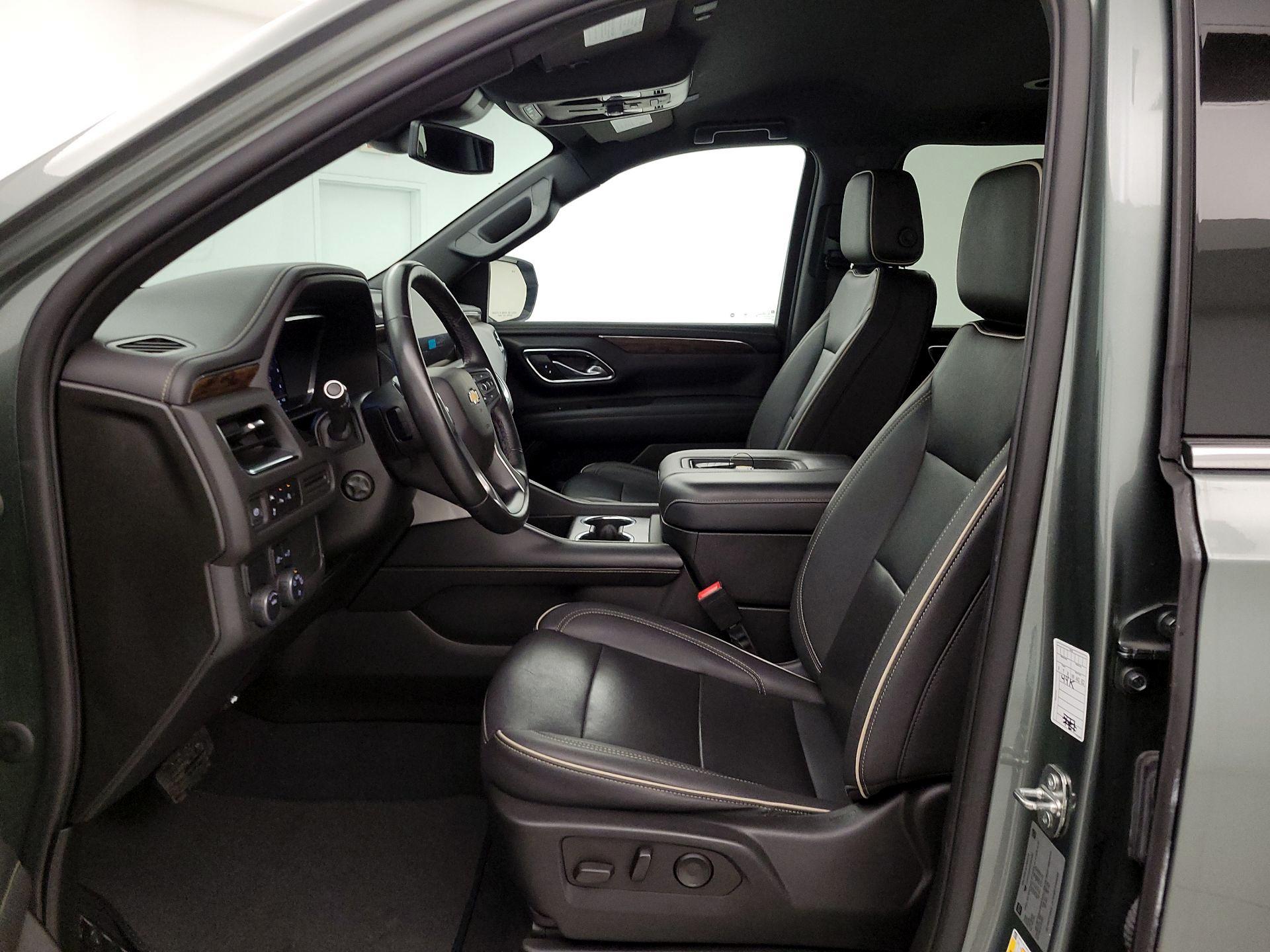 Thumbnail: 2023 Chevrolet Suburban - 11