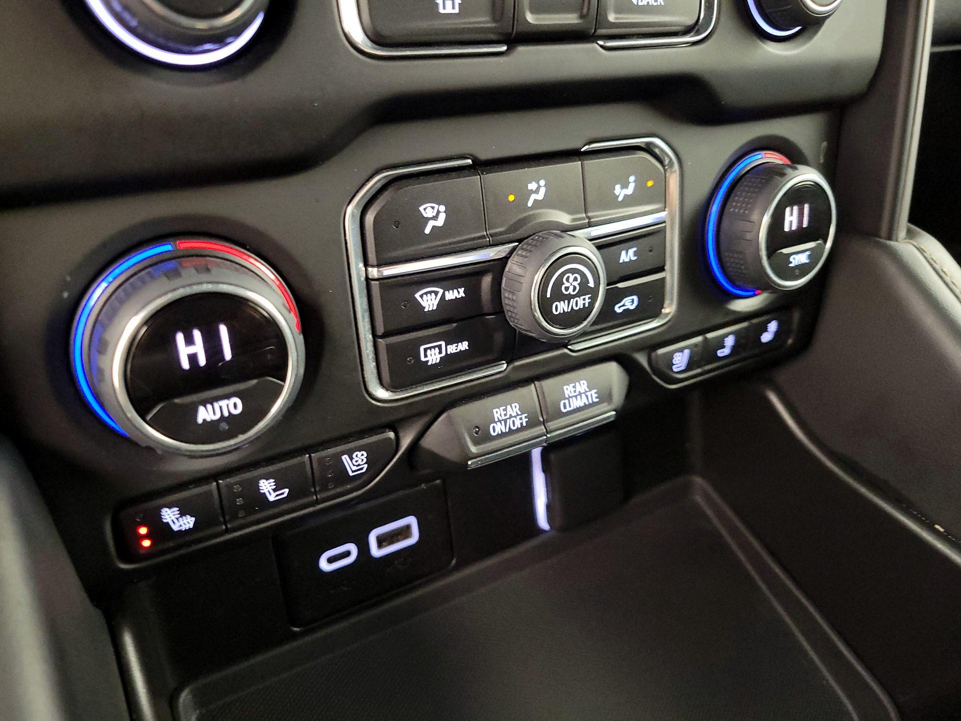 Thumbnail: 2023 Chevrolet Suburban - 16