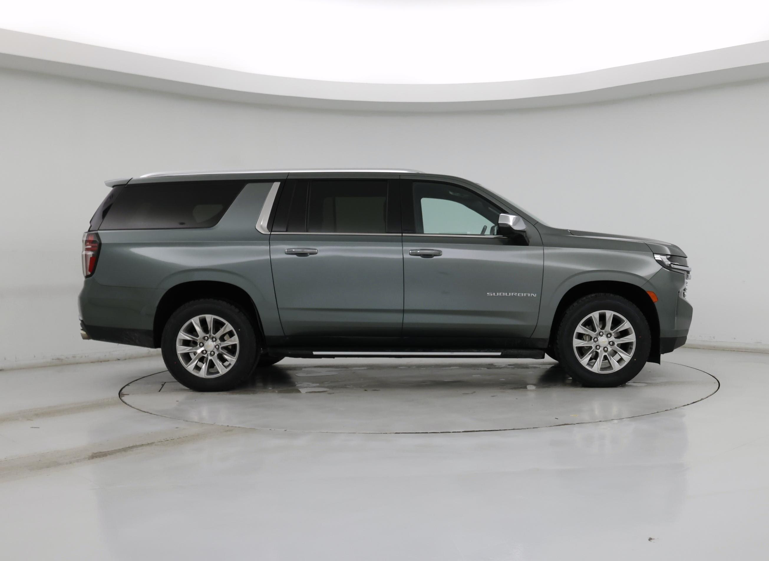 Thumbnail: 2023 Chevrolet Suburban - 7