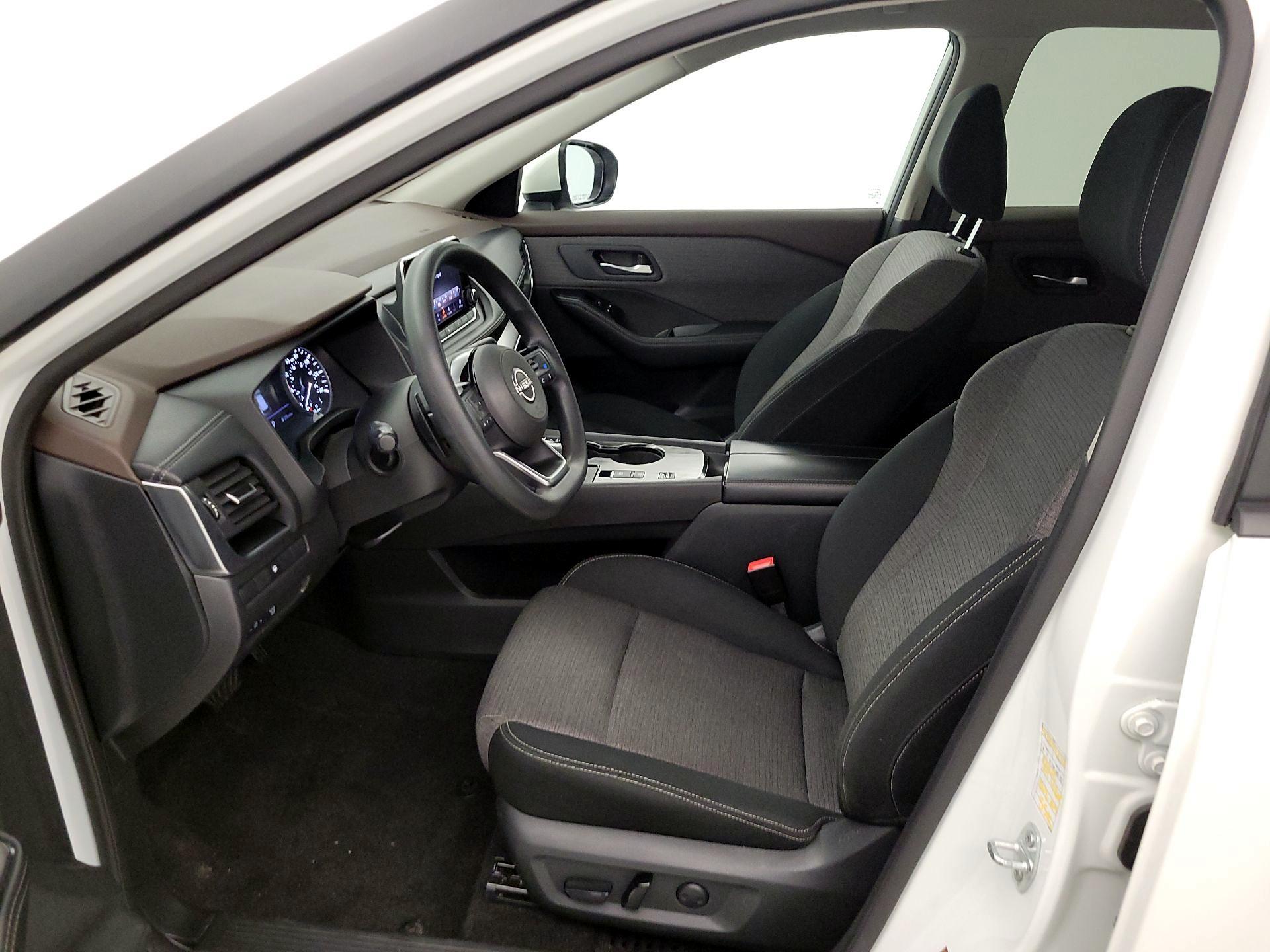 Thumbnail: 2023 Nissan Rogue - 11